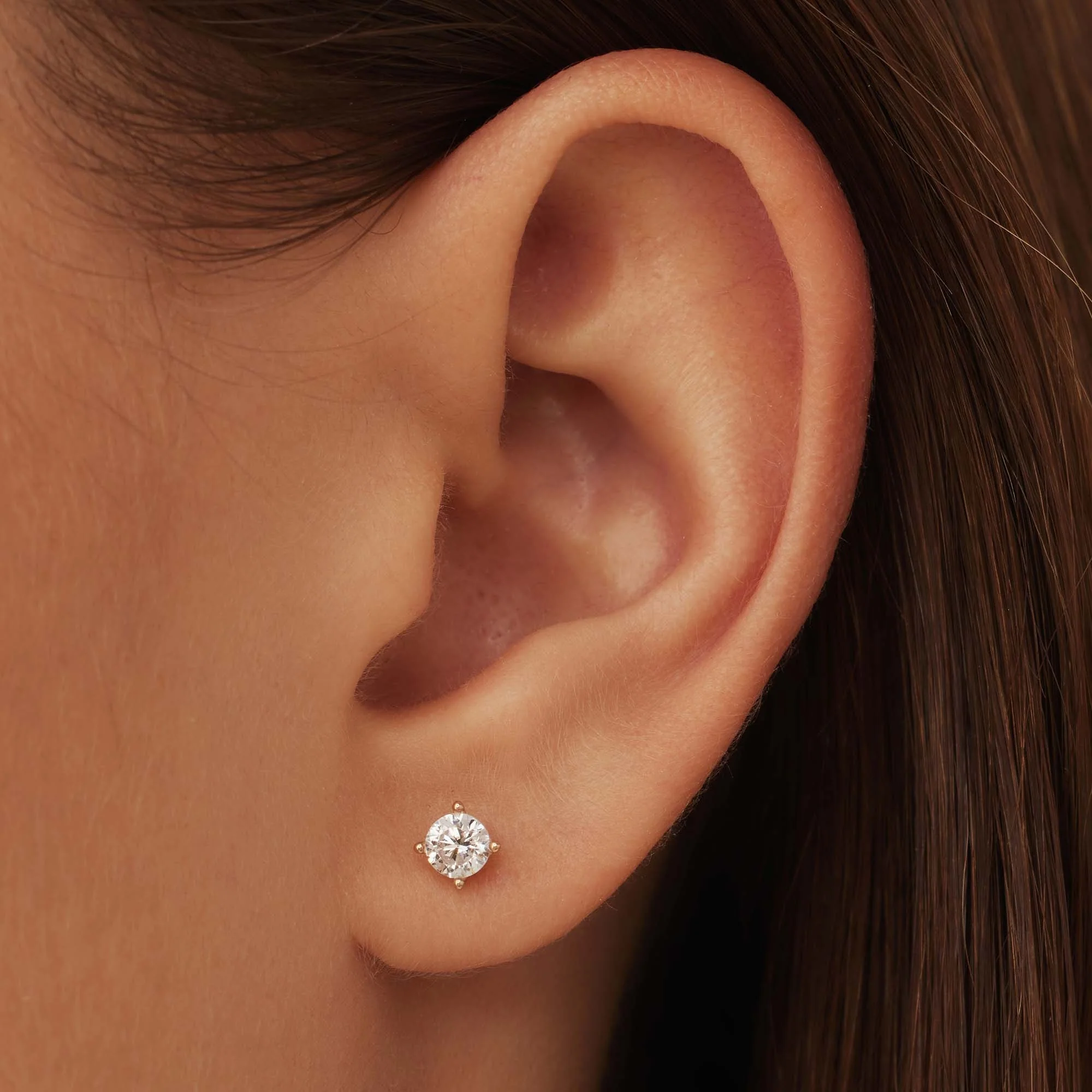 La Concorde Lourdes 14 karat rose gold ear studs with zirconia stone - Image 2