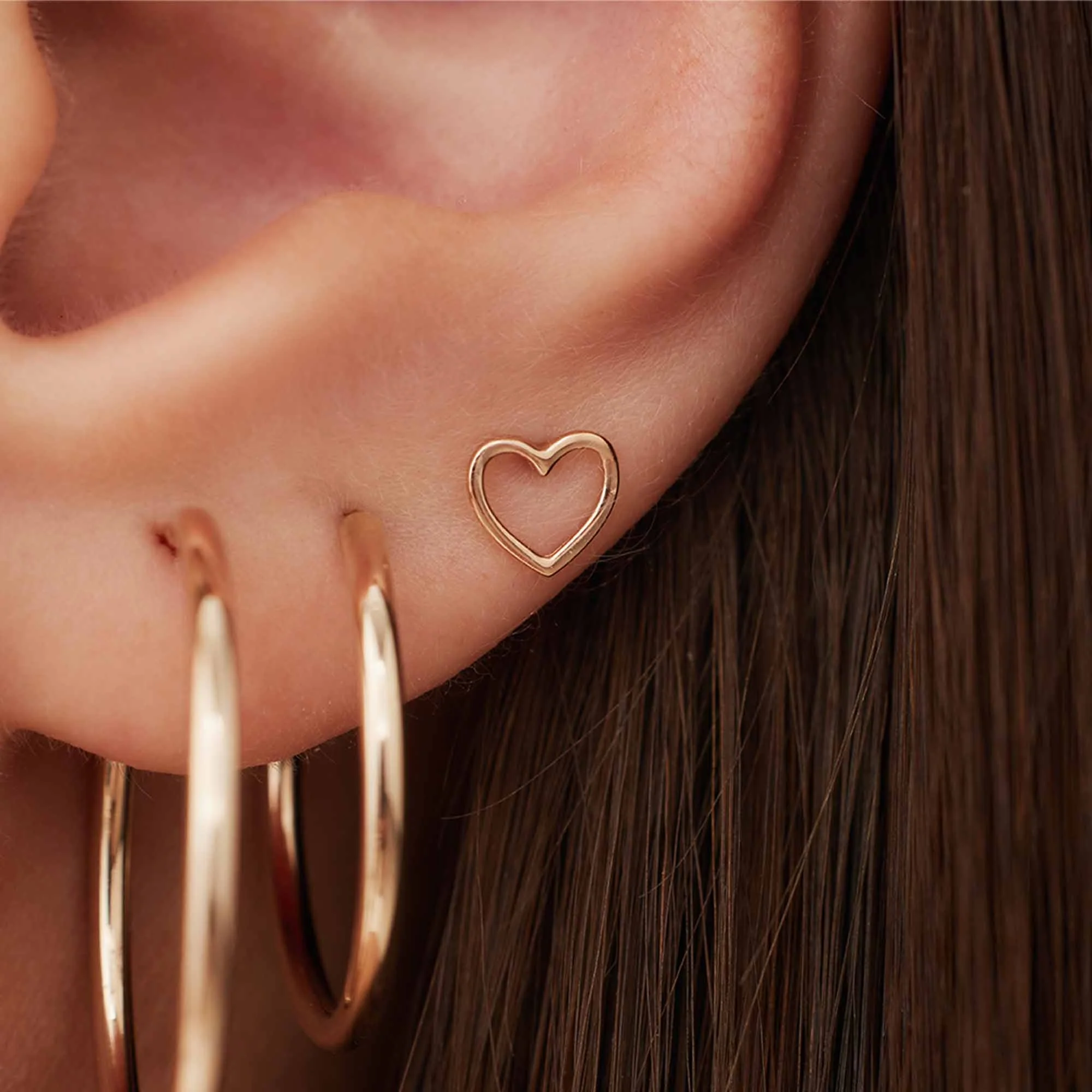 La Concorde Amore 14 karat rose gold ear studs with heart - Image 3