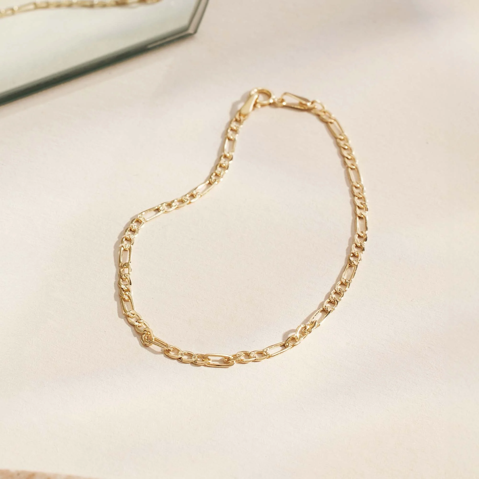 Rivoli Nina 14 karat gold bracelet with fiagro link - Image 5