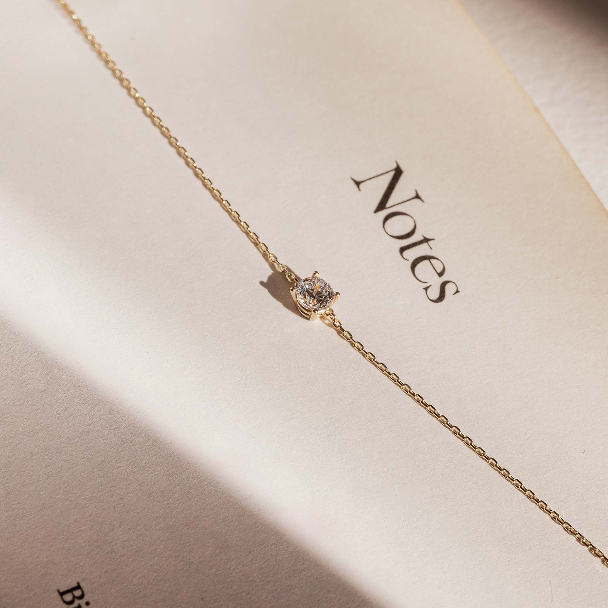 Le Marais Isabeau 14 karat gold bracelet with zirconia stone - Image 4