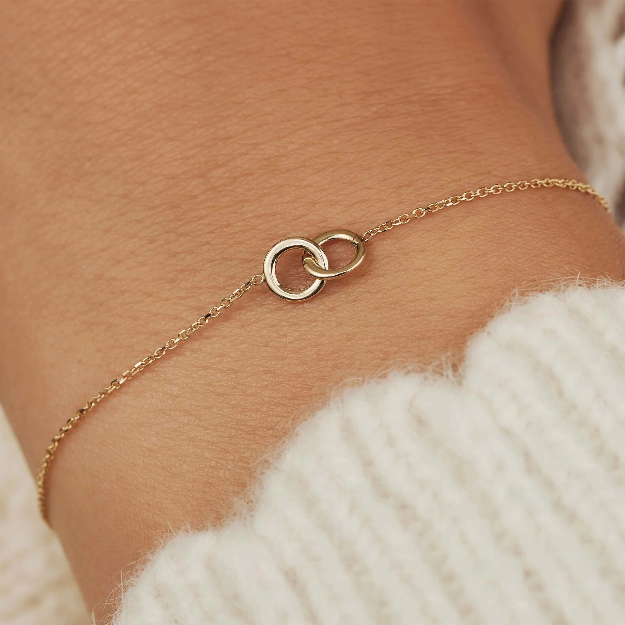 Le Marais Zoé 14 karat gold bracelet with rings - Image 3