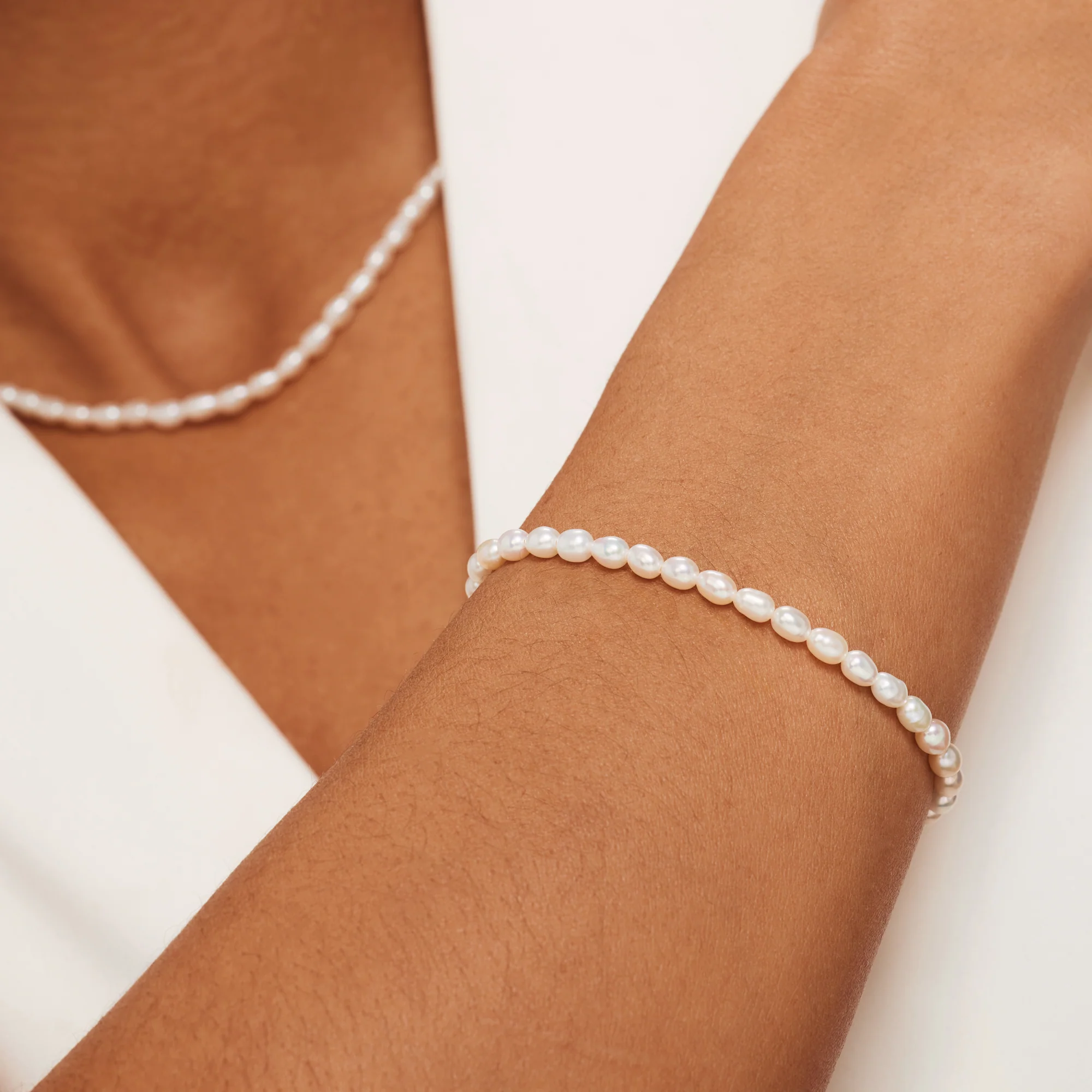 Aidee Marissa 14 karat gold bracelet with freshwater pearls - Image 4