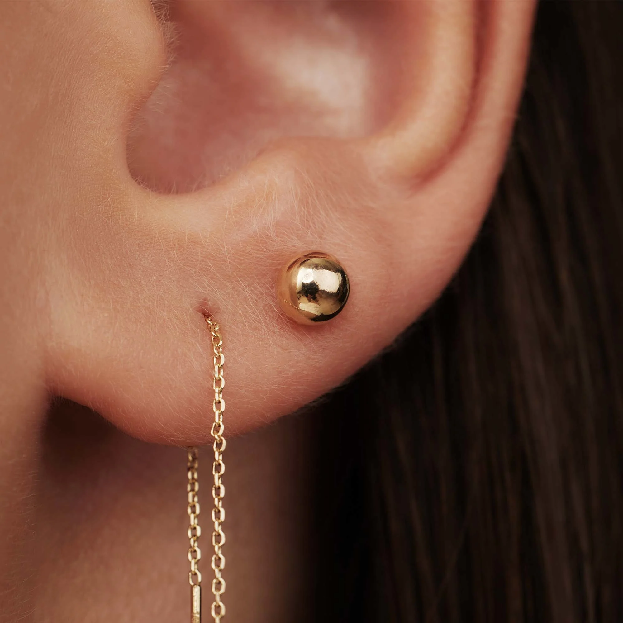 Rivoli Finou 14 karat gold ear studs with sphere - Image 3