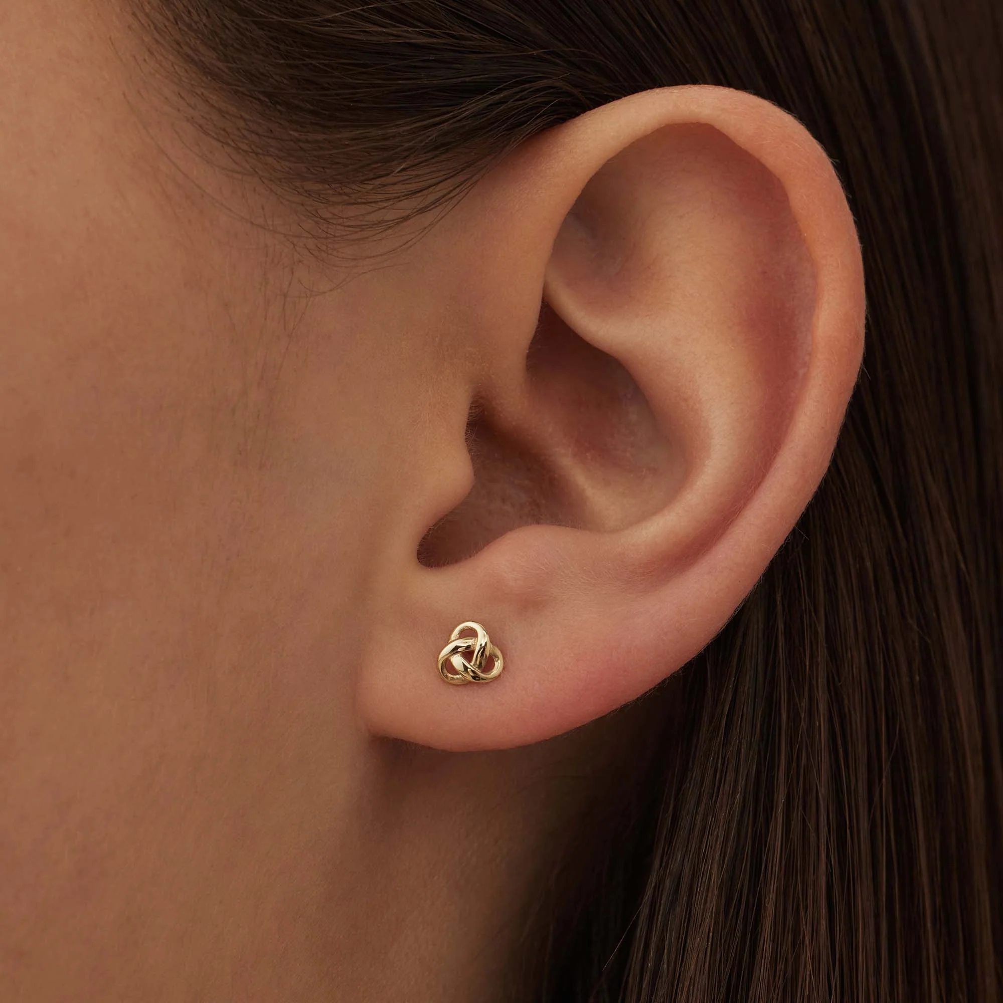 Rivoli Méline 14 karat gold ear studs with knot - Image 2