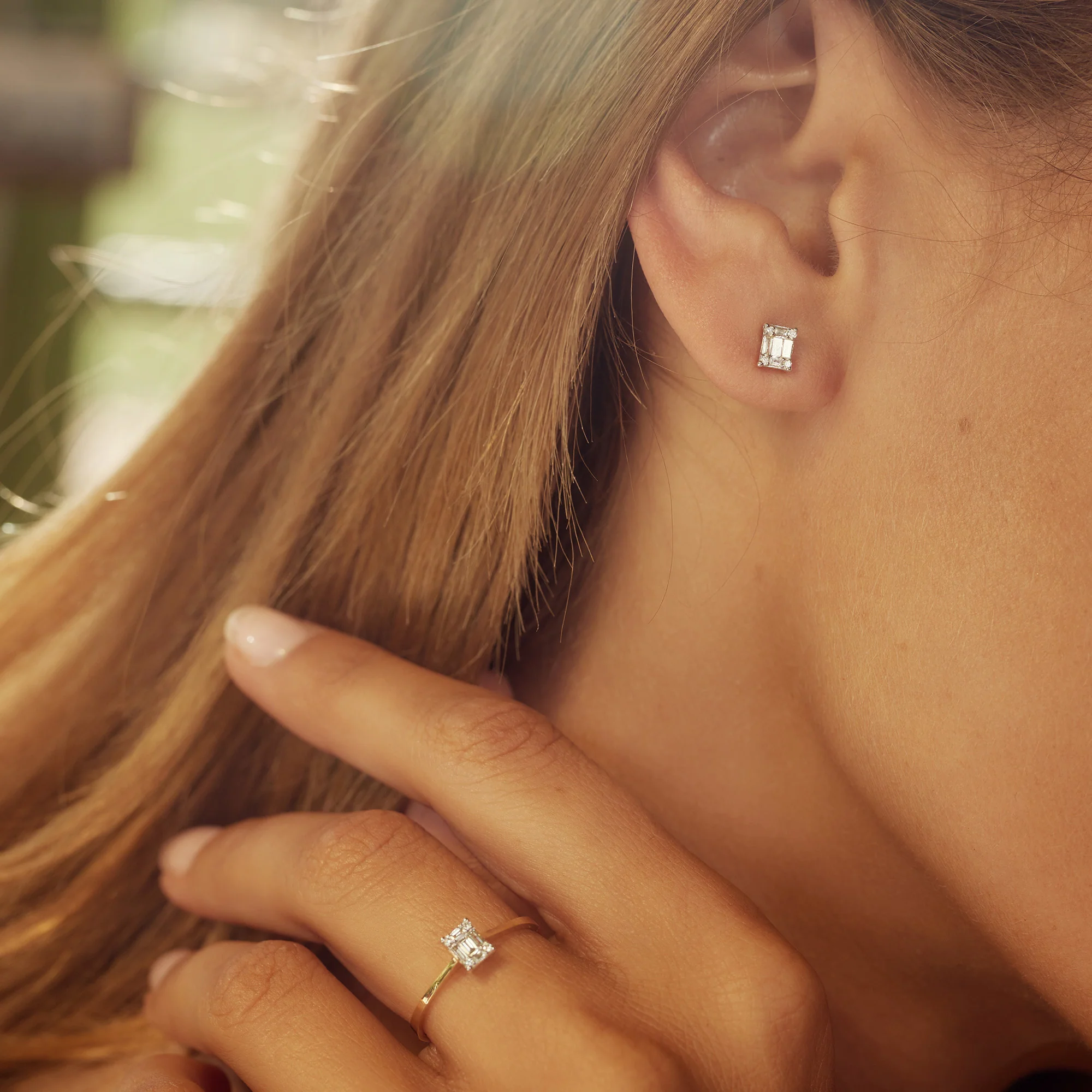 De la Paix Maxime 14 karat gold stud ear studs with diamond 0.26 carat - Image 5