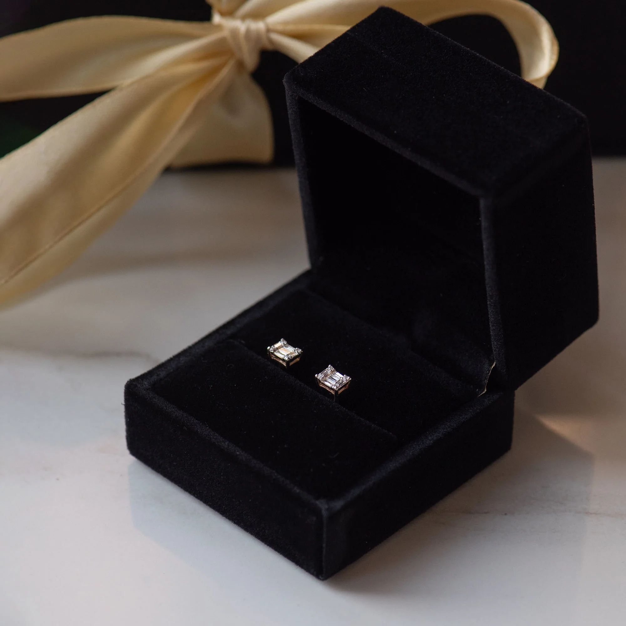 De la Paix Maxime 14 karat gold stud ear studs with diamond 0.26 carat - Image 8
