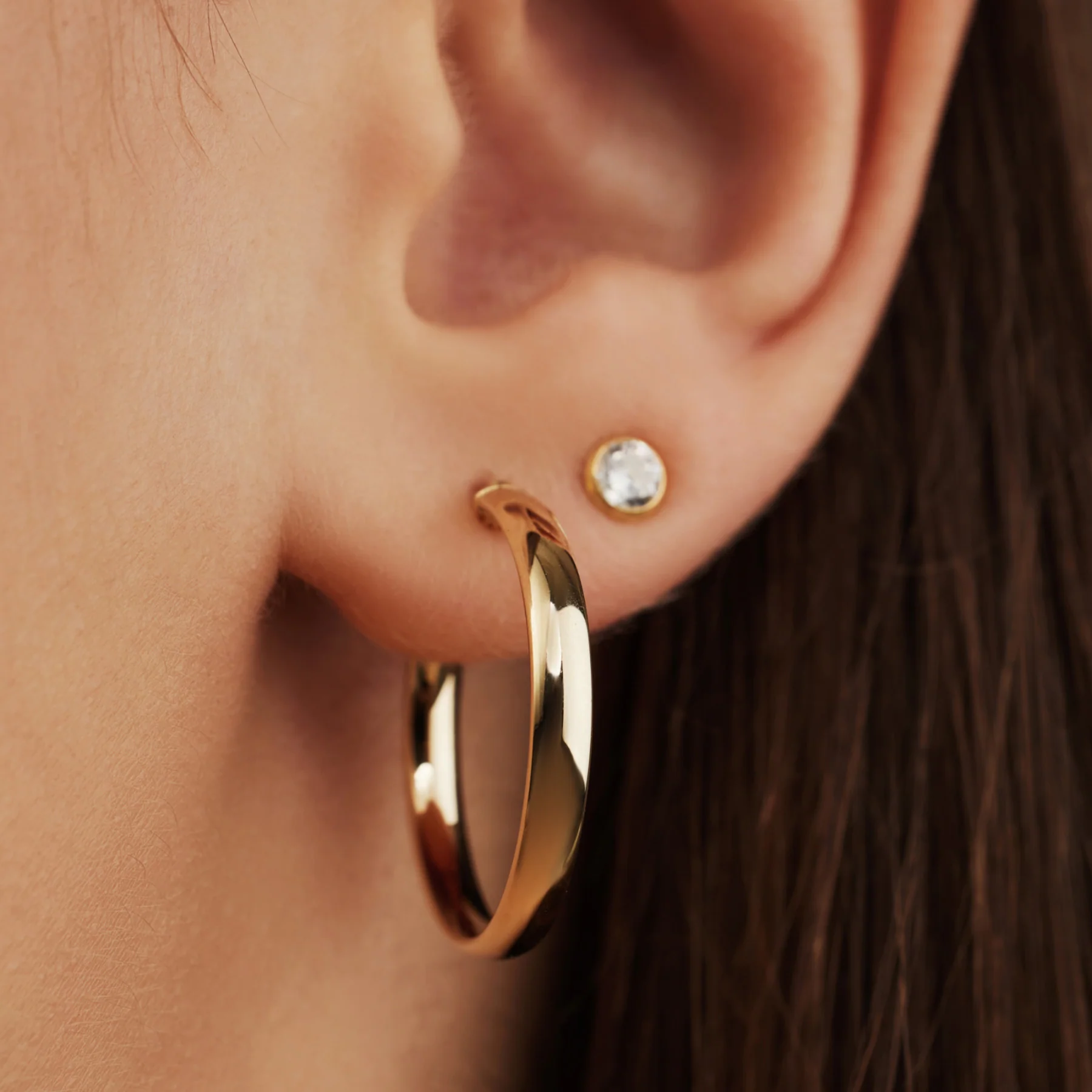 Cadeau d'Isabel 14 karat gold earring set with zirconia stones - Image 3
