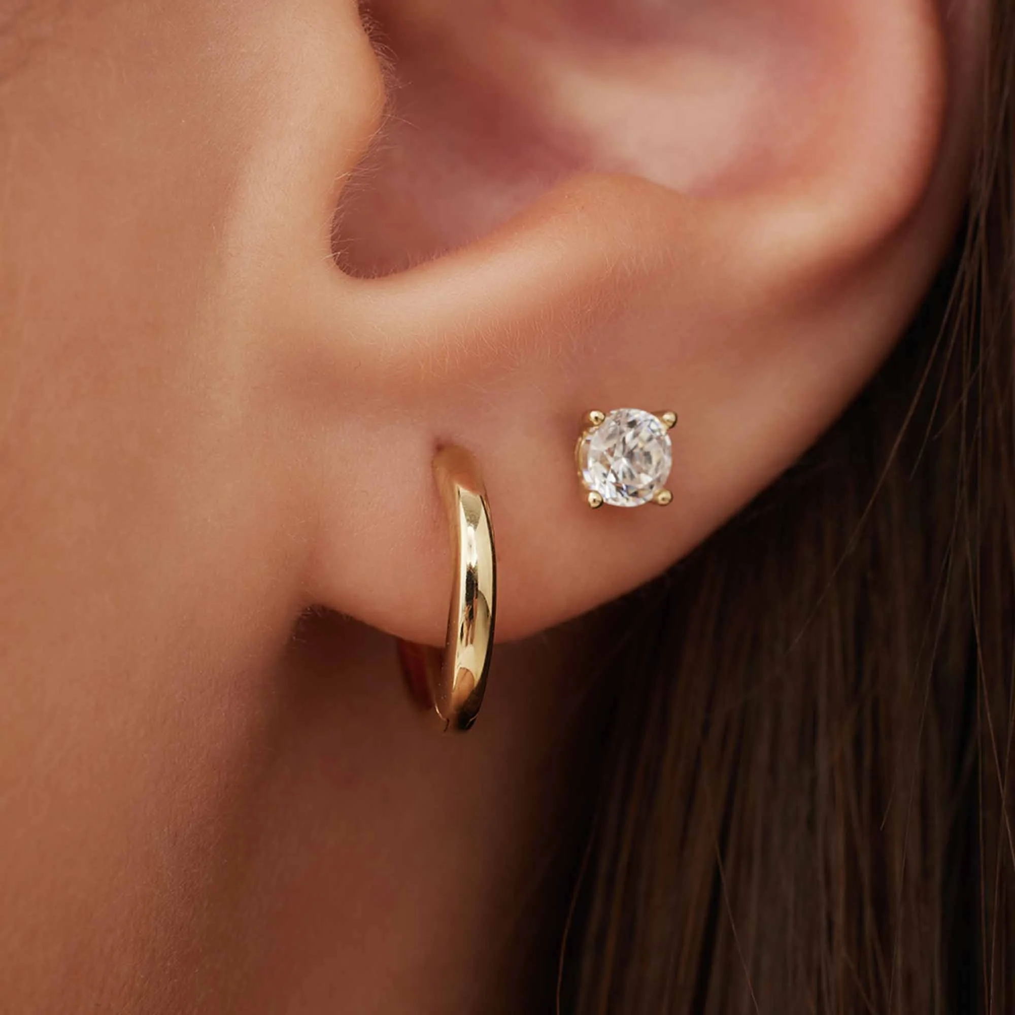 Cadeau d'Isabel 14 karat gold earring set with zirconia stones - Image 3