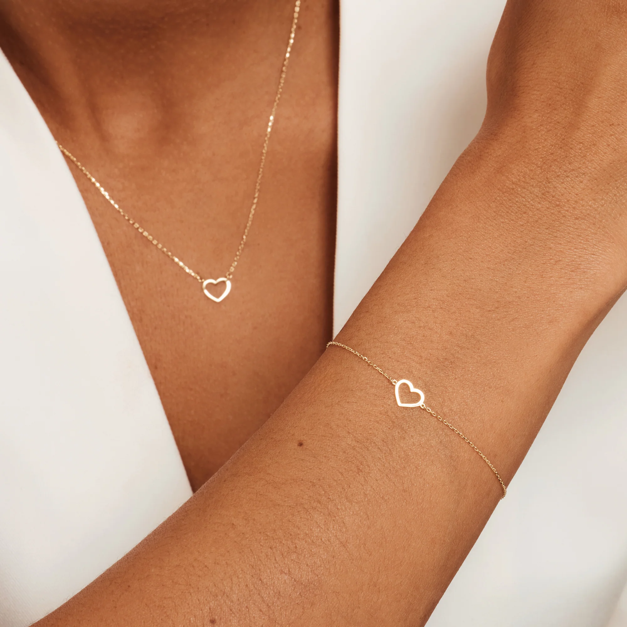 Cadeau d'Isabel 14 karat gold necklace and bracelet set with heart - Image 3