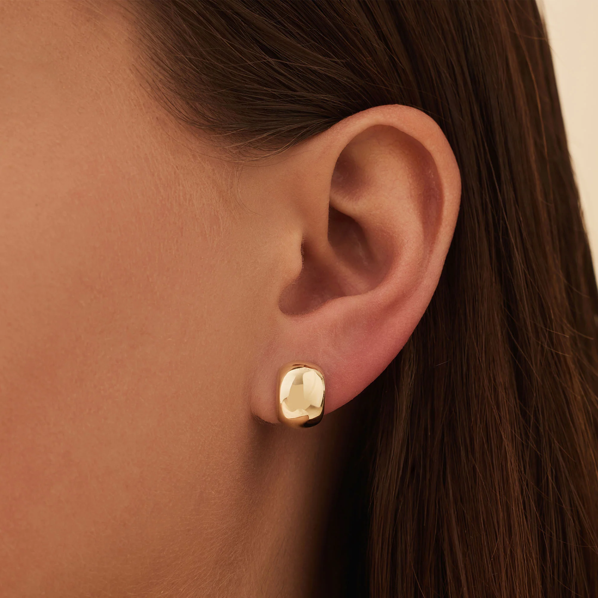 Rivoli Morgane 14 karat gold half hoop earrings - Image 2