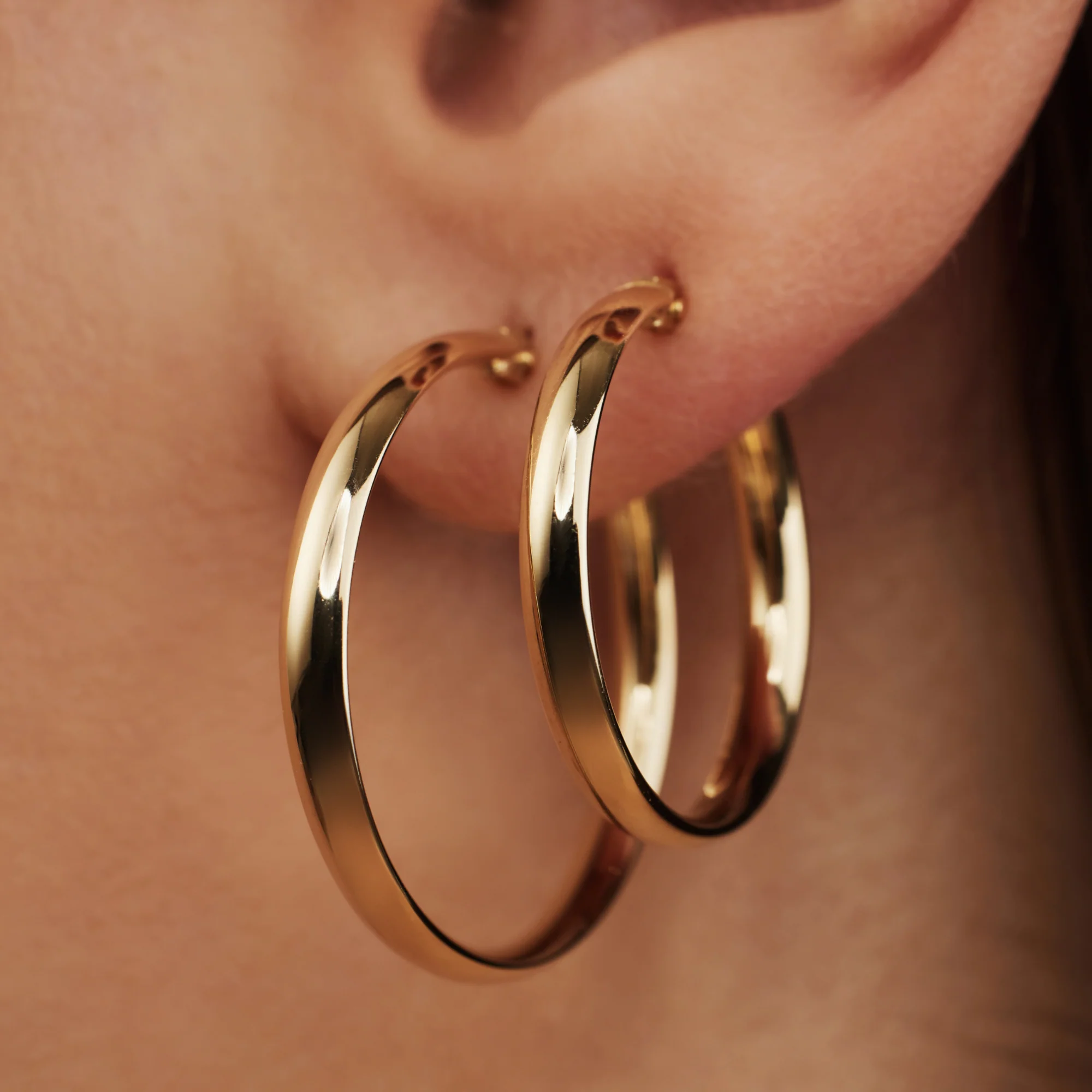 Rivoli Estrella 14 karat gold hoop earrings (22 mm) - Image 5