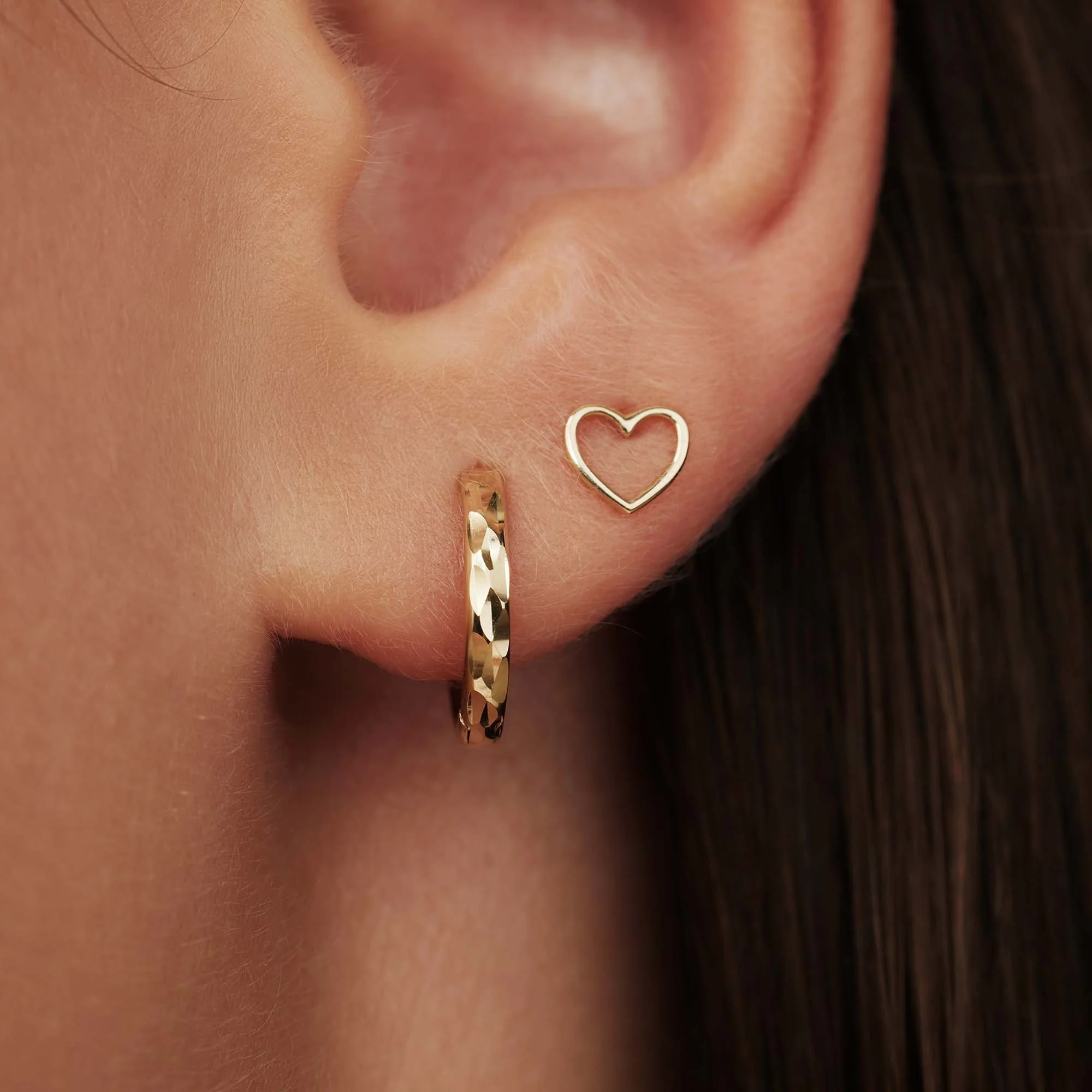Rivoli Laura 14 karat gold hoop earrings with diamond cut - Image 3