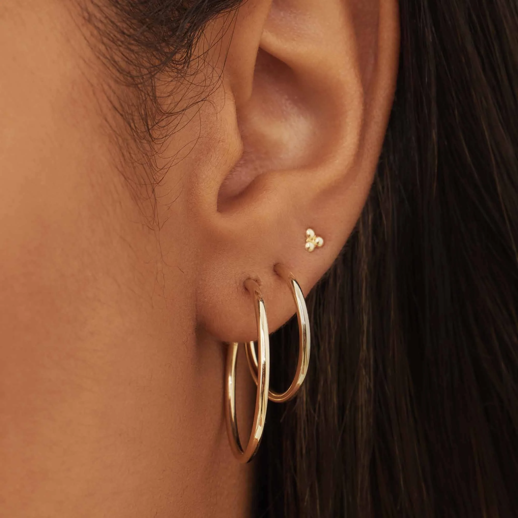 Le Marais Cerise 14 karat gold hoop earrings (16 mm) - Image 3