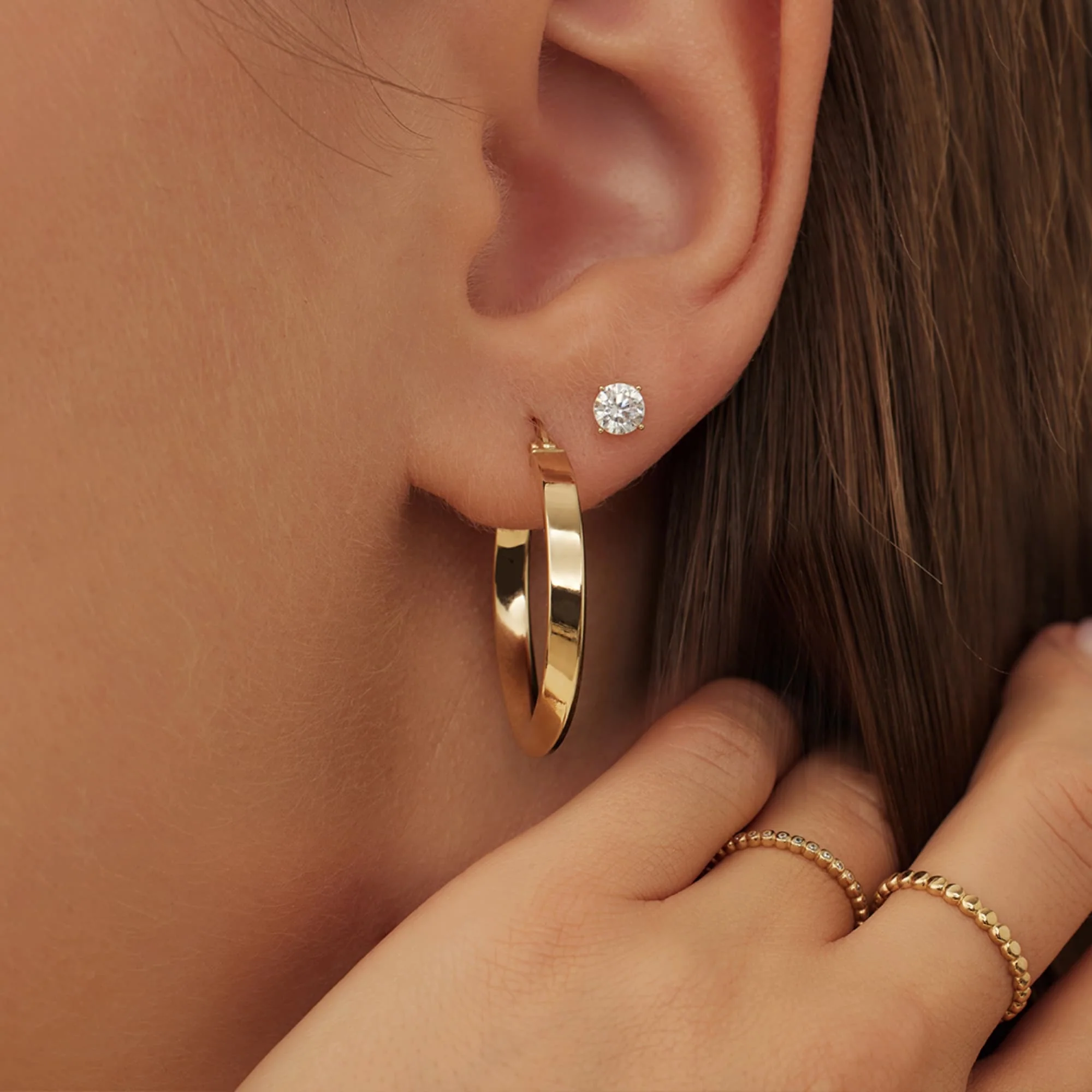 Rivoli Maryn 14 karat gold hoop earrings - Image 3
