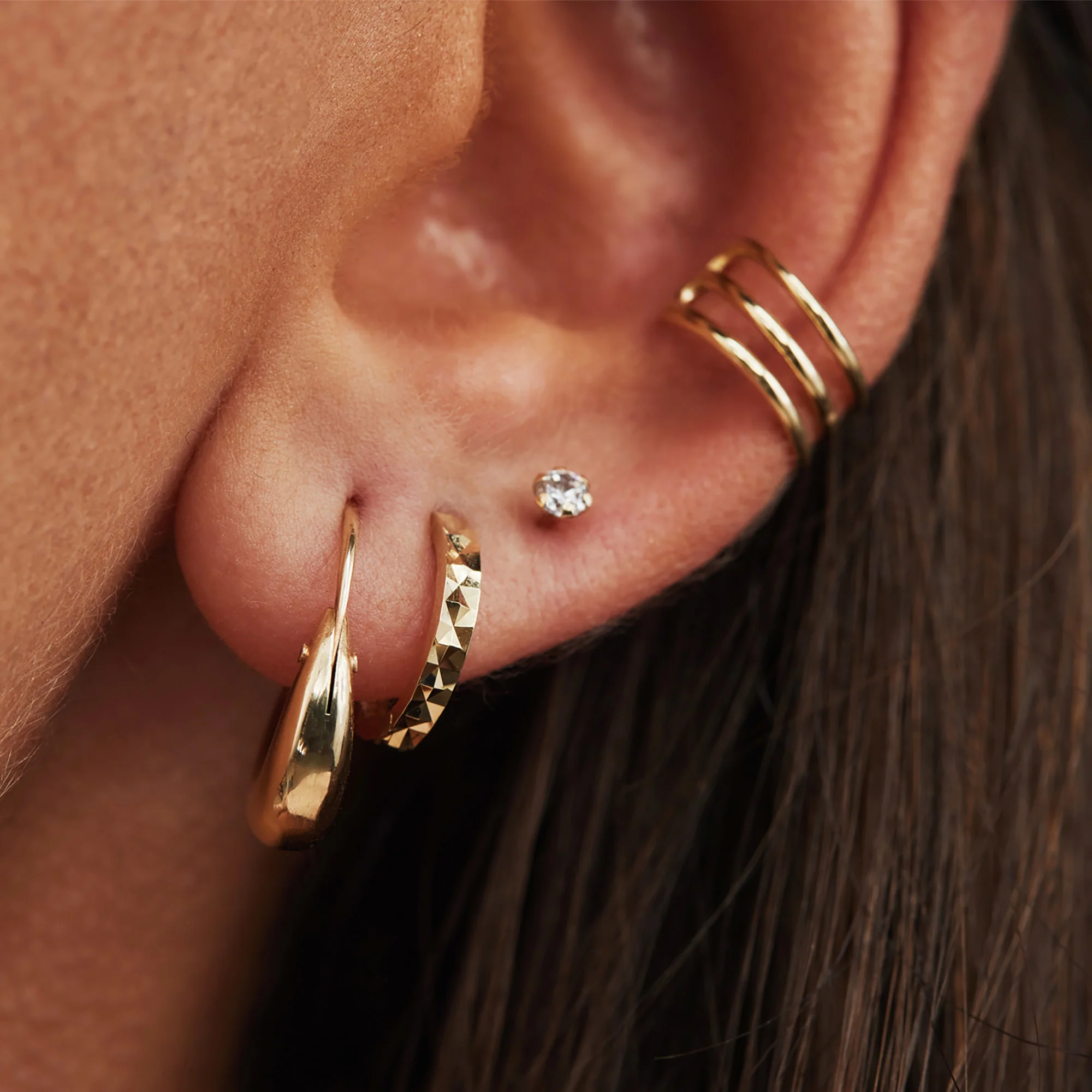 Rivoli Maryn 14 karat gold hoop earrings - Image 6