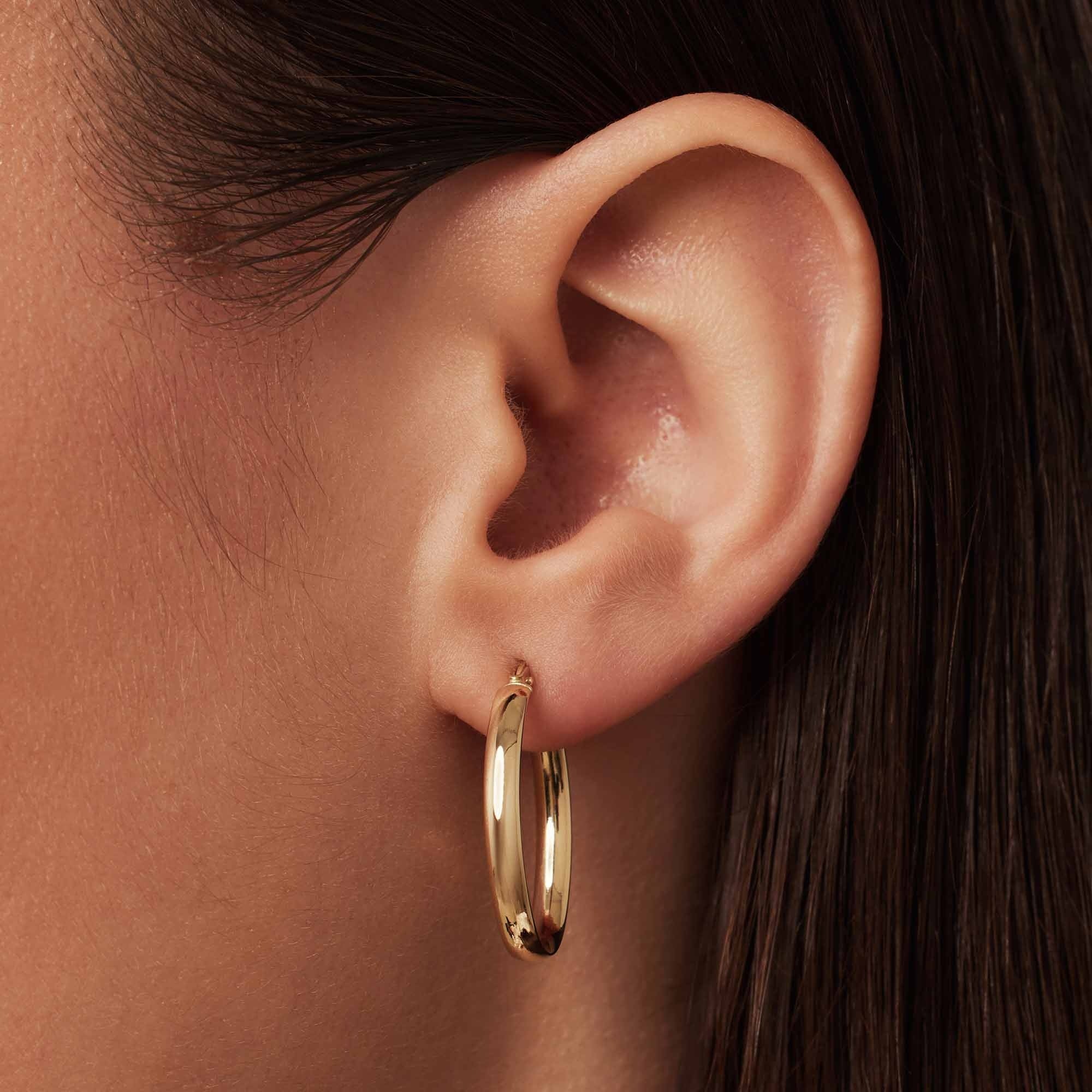 Rivoli Flori 14 karat gold hoop earrings (24 mm) - Image 2