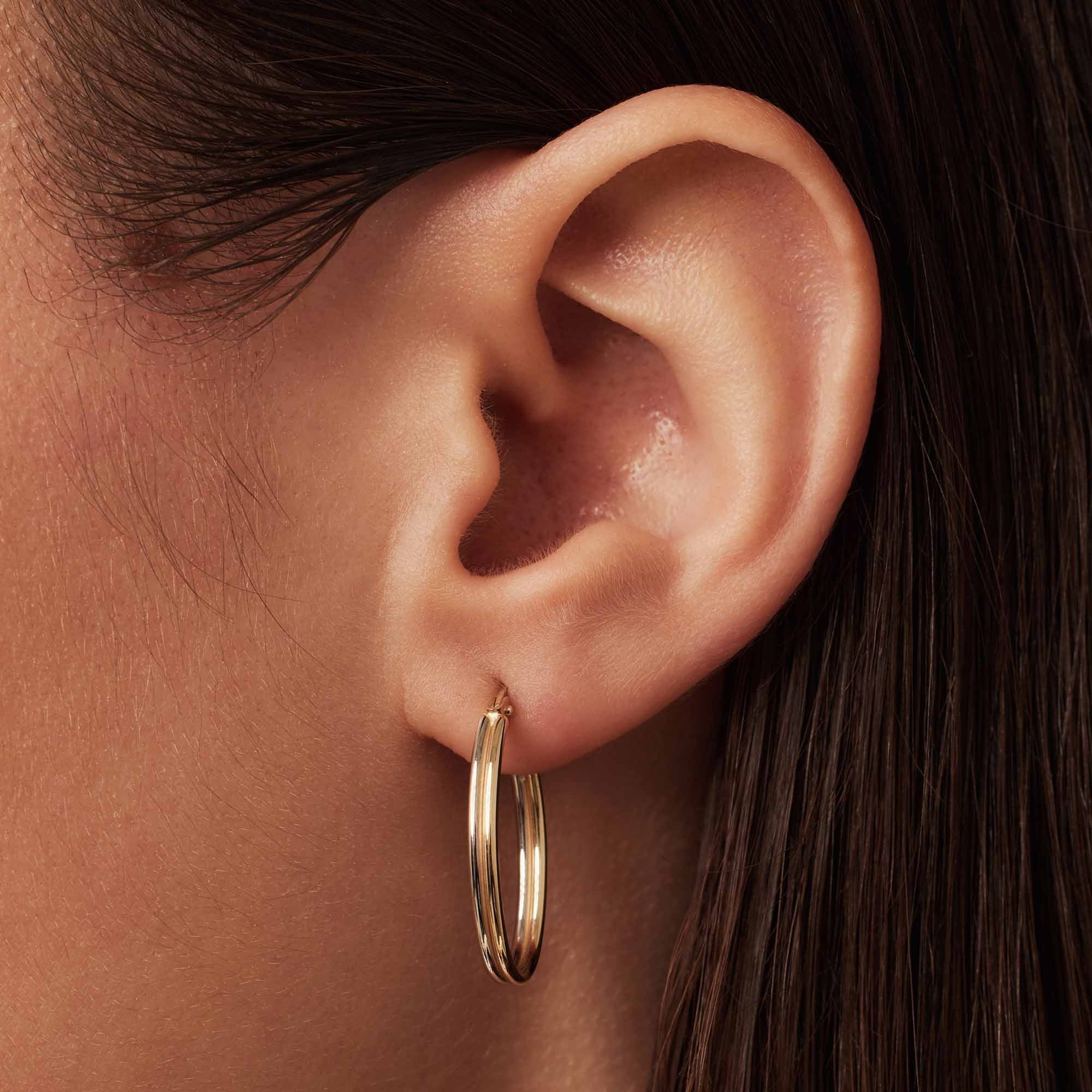 Rivoli Flori 14 karat gold hoop earrings (24 mm) - Image 2