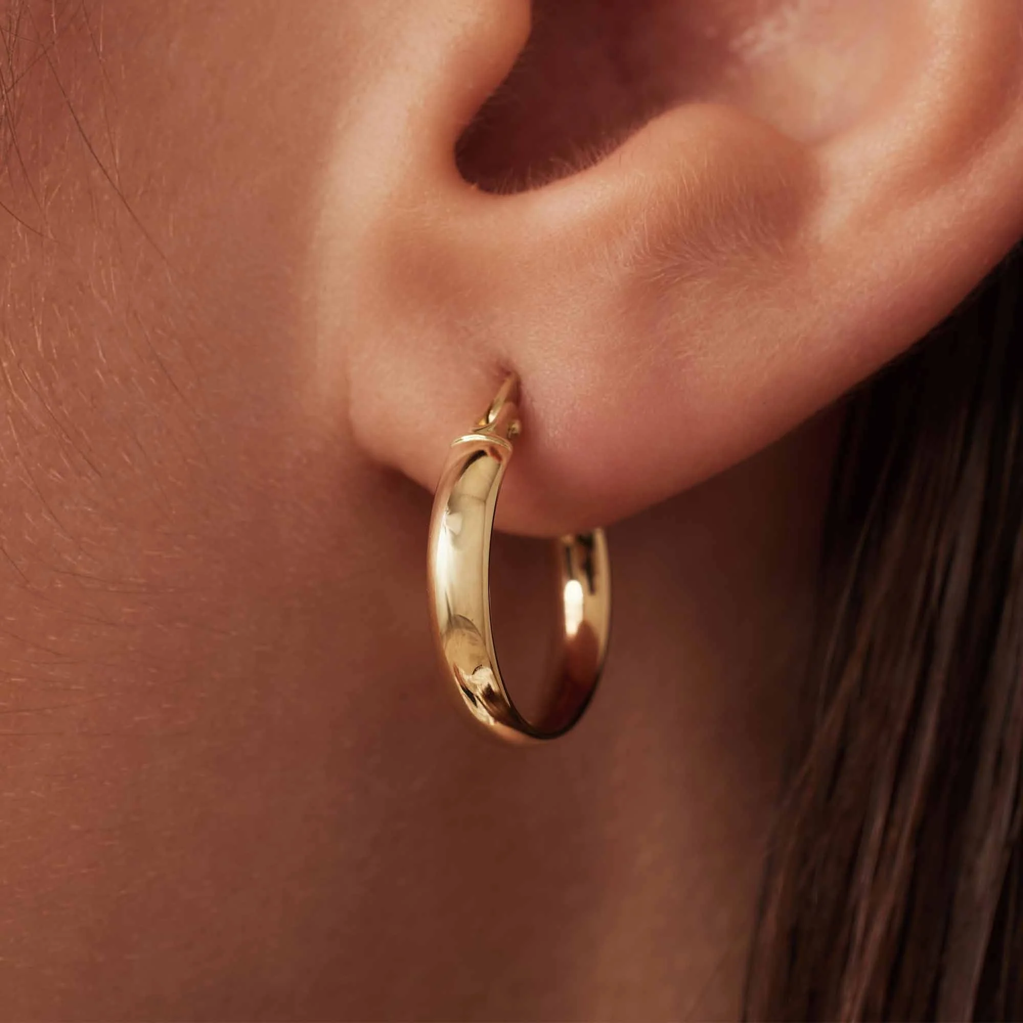 Rivoli Estrella 14 karat gold hoop earrings (17 mm) - Image 3