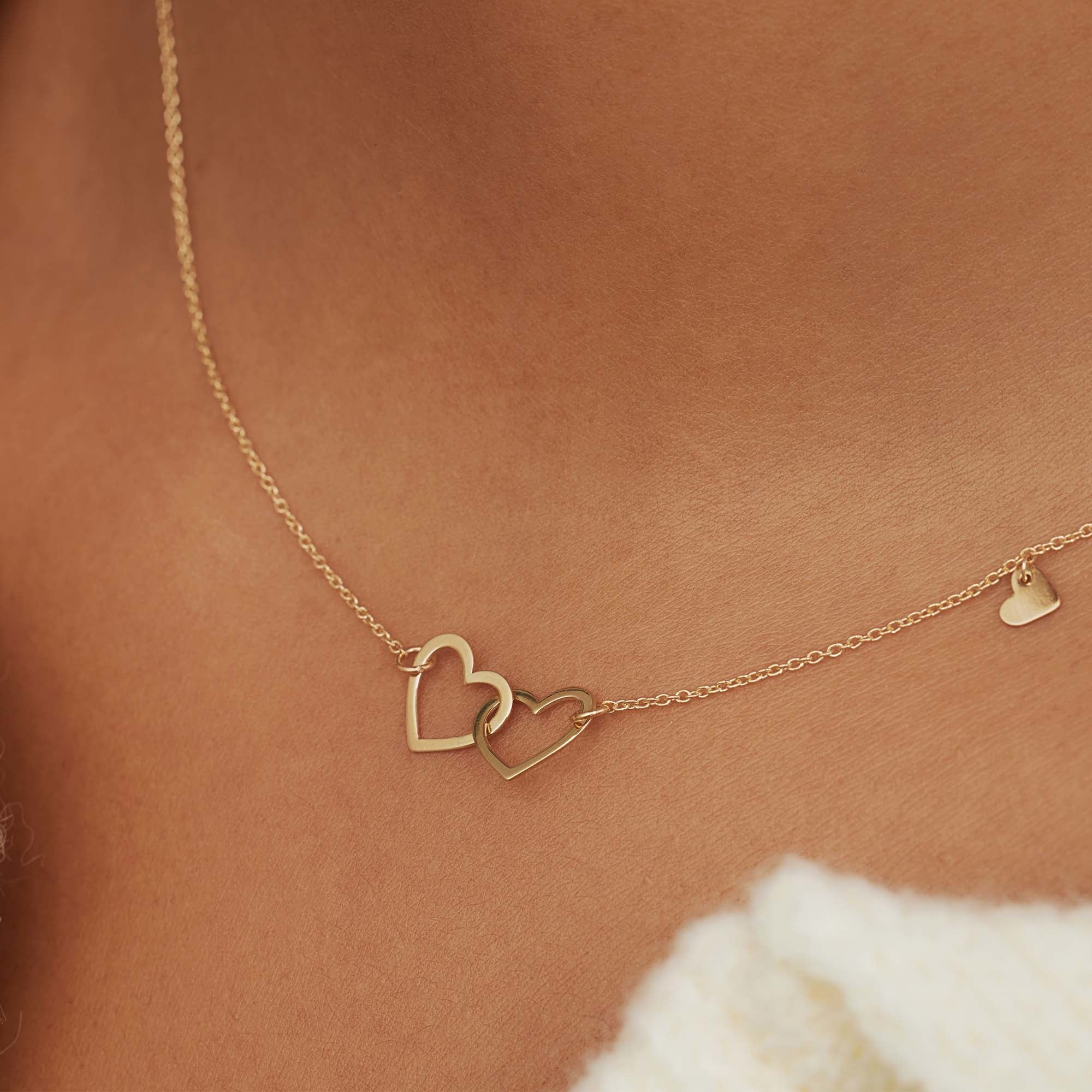 Belleville Amore 14 karat gold necklace with heart - Image 4
