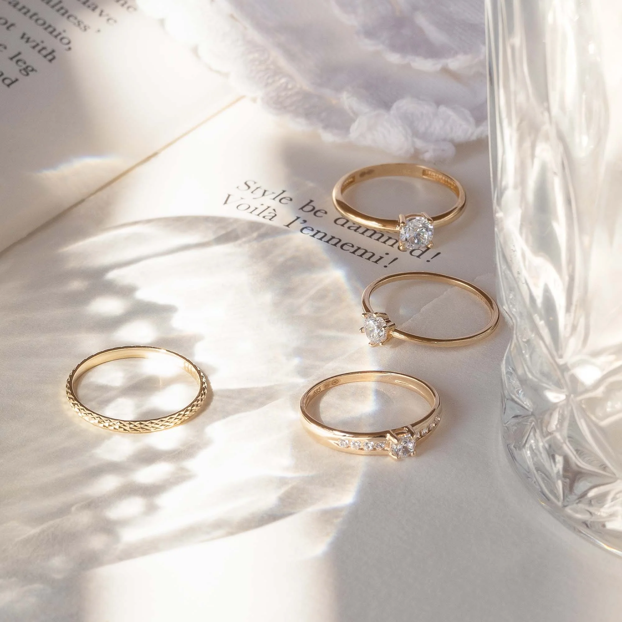 Le Marais Abelle 14 karat gold ring with zirconia stone - Image 6