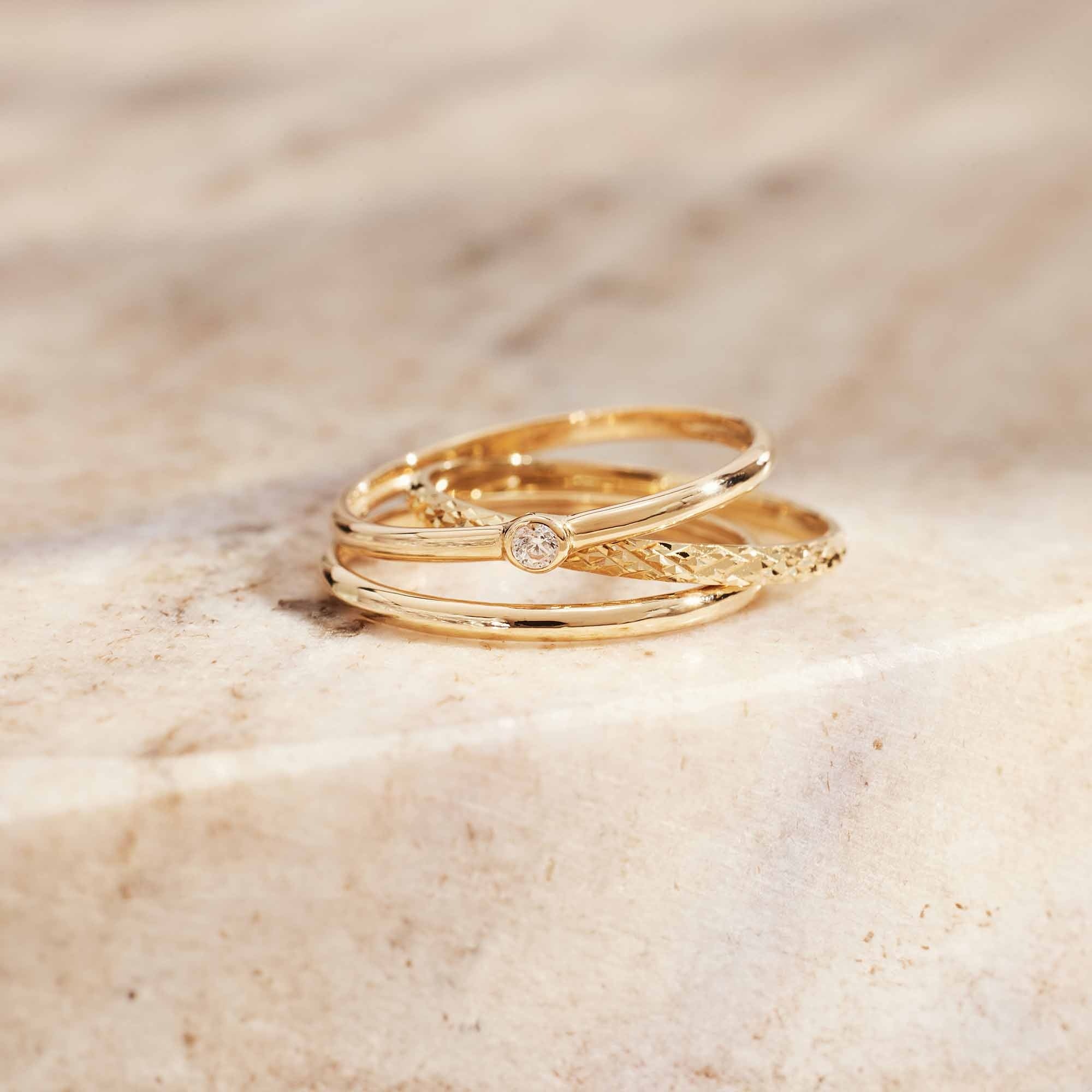 Le Marais Solene 14 karat gold stacking ring - Image 5