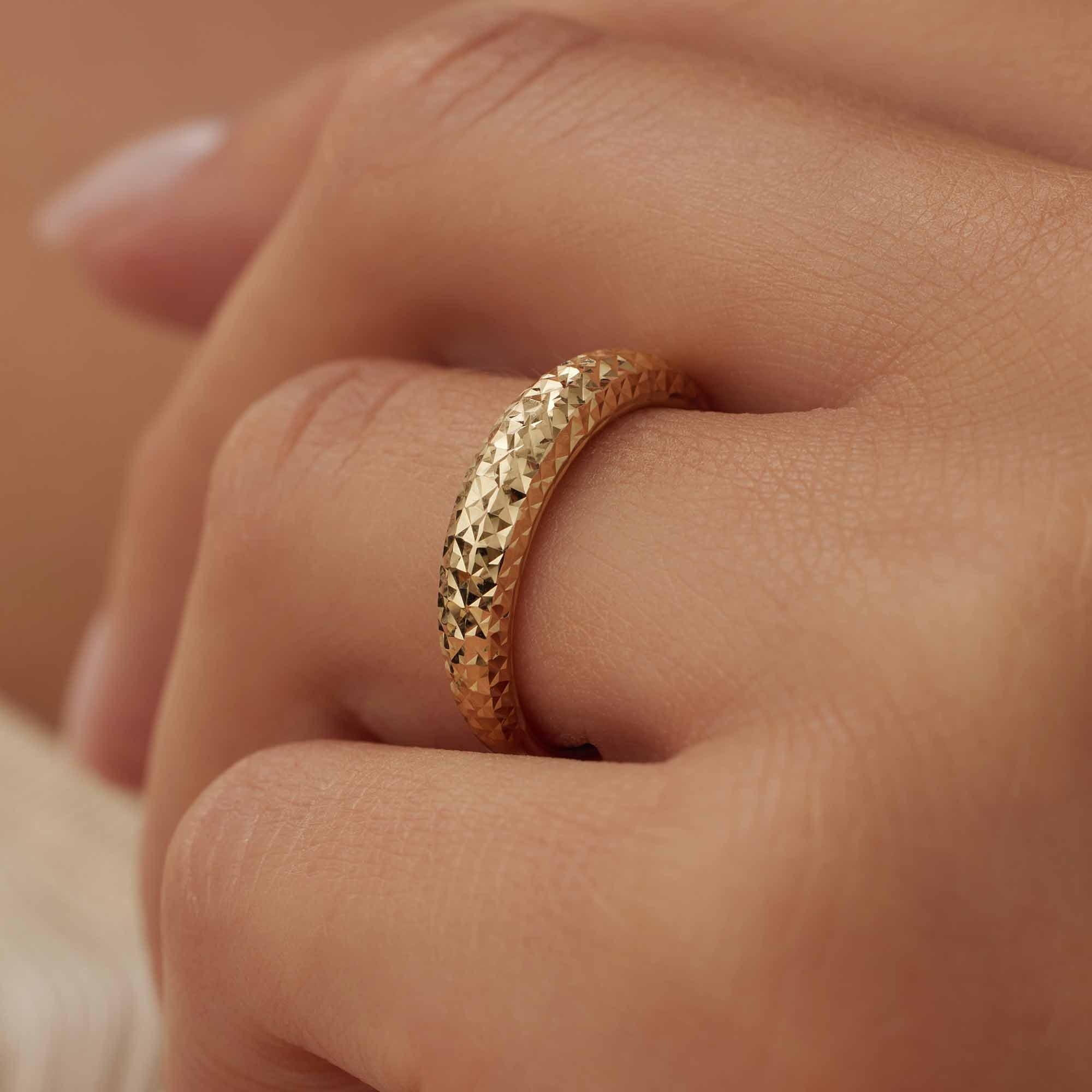 Rivoli Laura 14 karat gold ring with diamond cut - Image 2