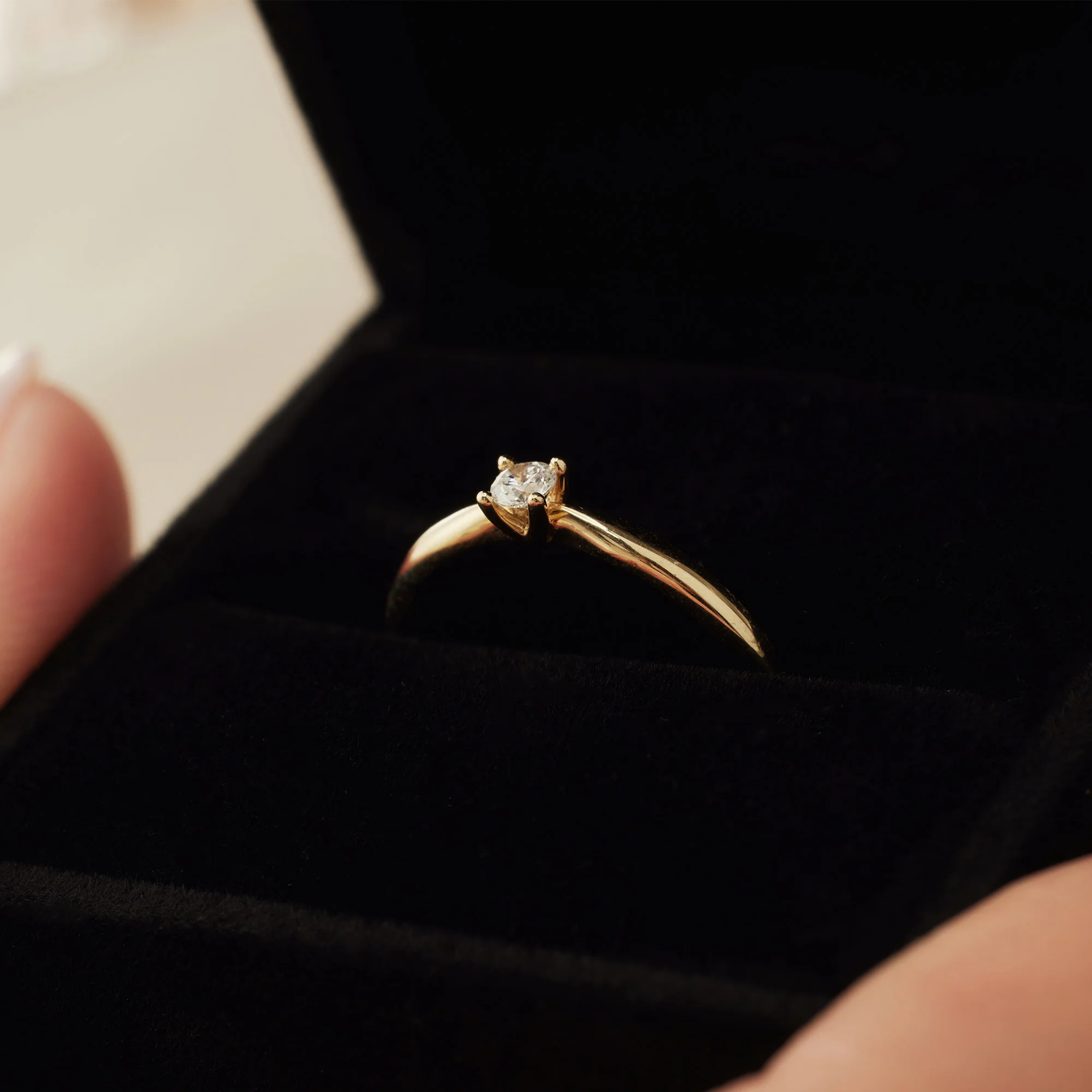 De la Paix Christine 14 karat gold ring with diamond 0.10 carat - Image 5