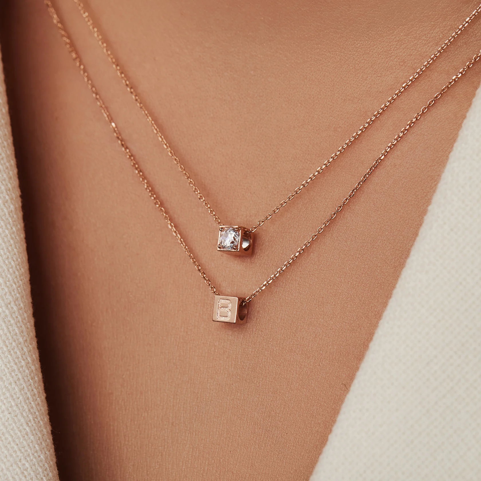 La Concorde Nicole 14 karat rose gold necklace - Image 5