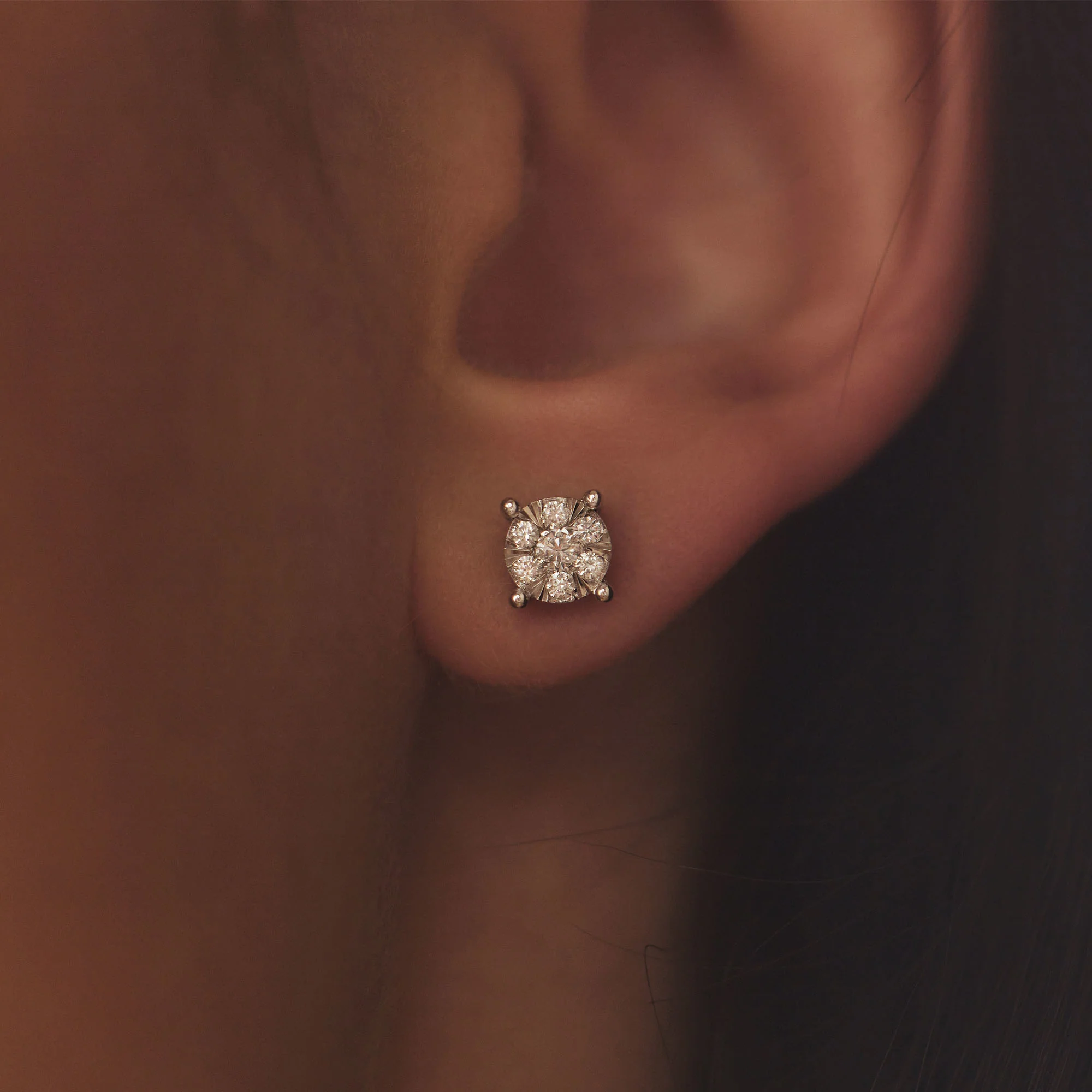 De la Paix Hanaé 14 karat white gold ear studs with diamond 0.28 carat - Image 3