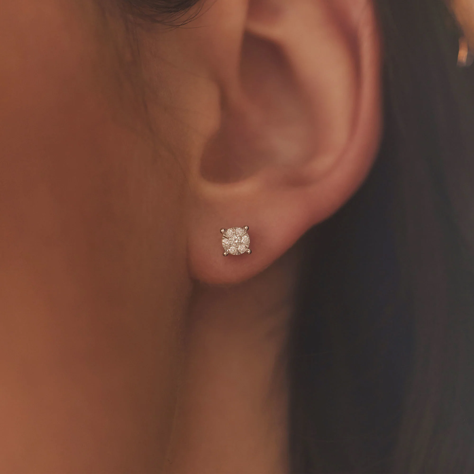De la Paix Hanaé 14 karat white gold ear studs with diamond 0.16 carat - Image 3