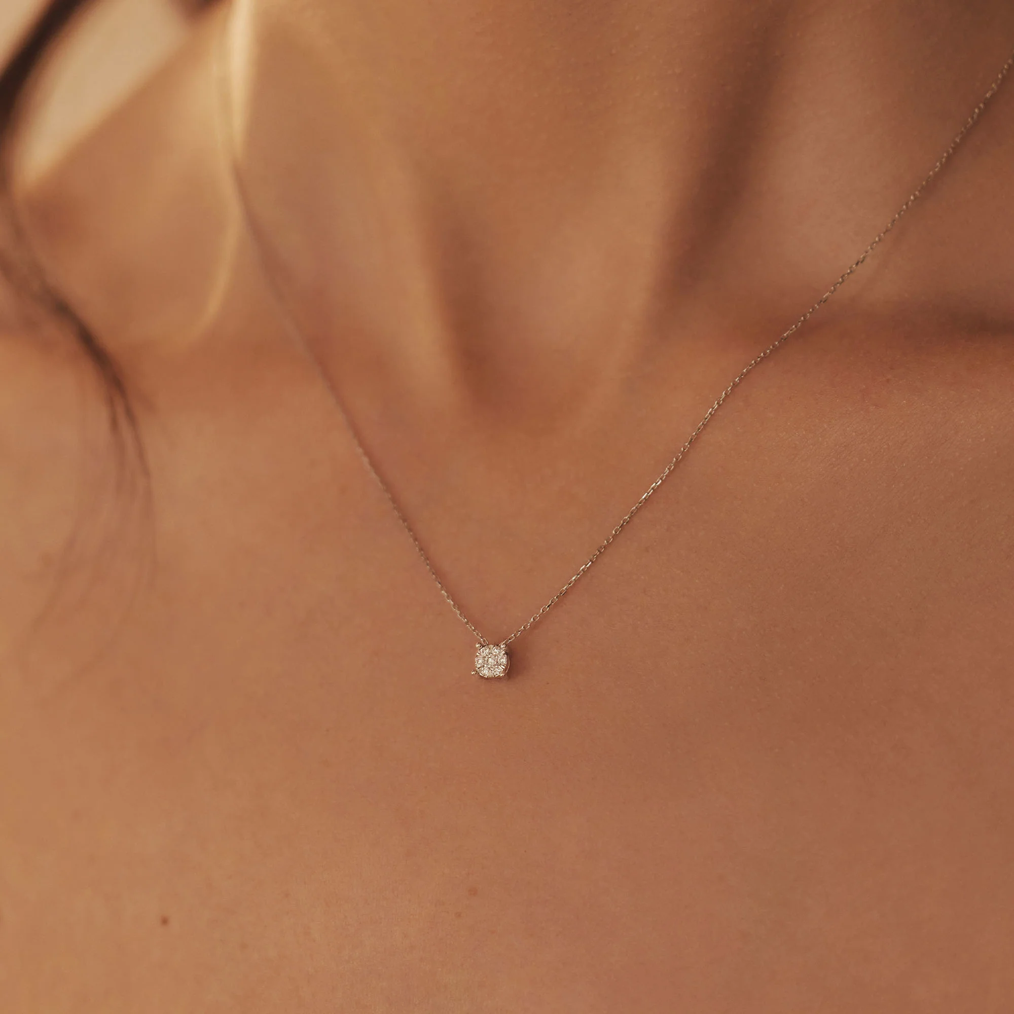 De la Paix Hanaé 14 karat white gold necklace with diamond 0.08 carat - Image 3