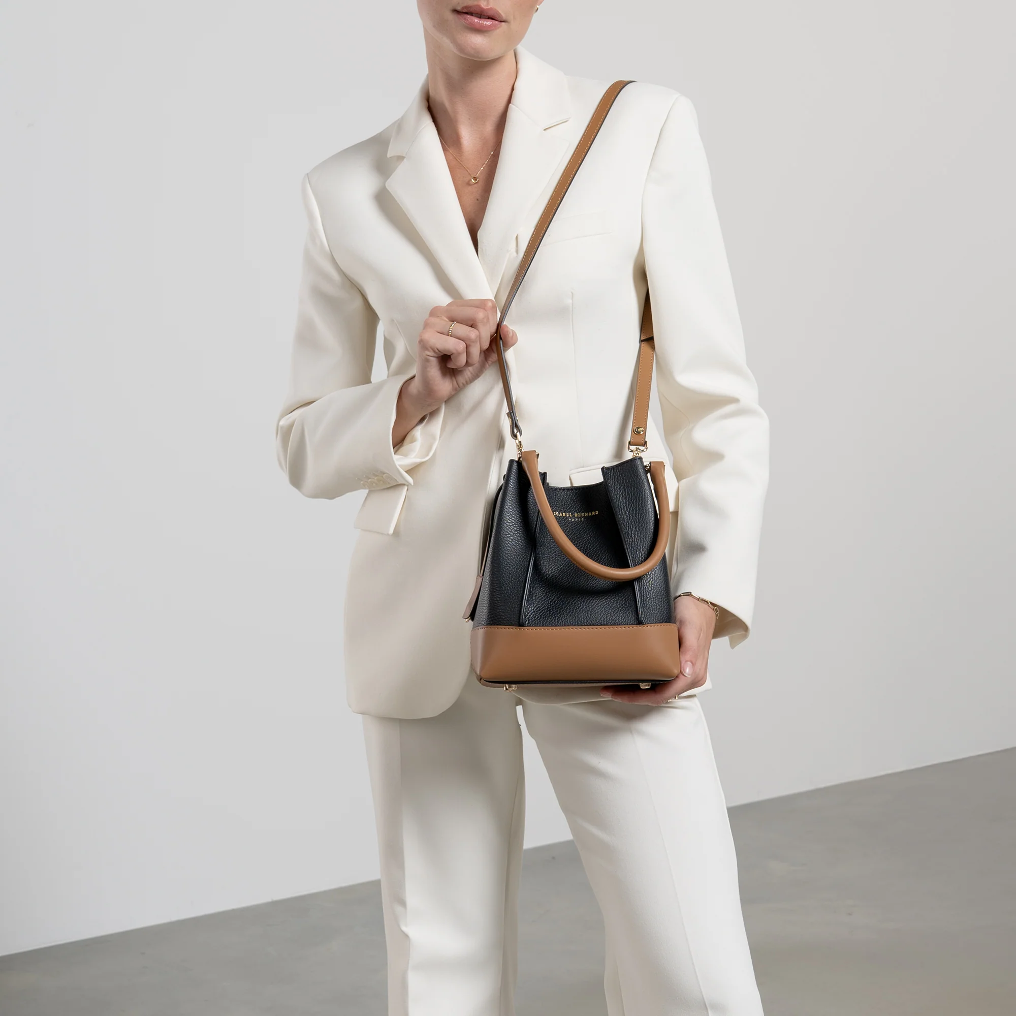 Femme Forte Minette black calfskin leather handbag - Image 2