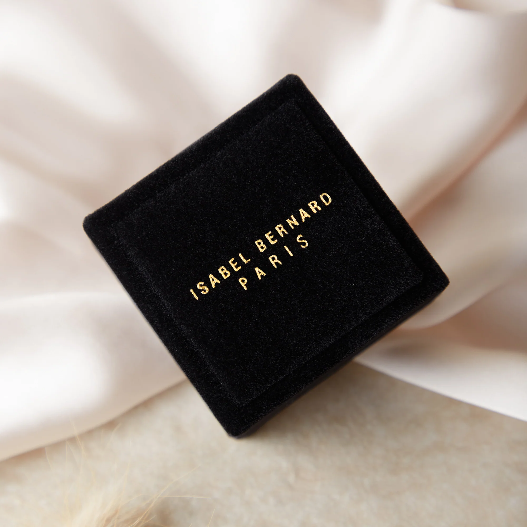 Cadeau d'Isabel black luxury ring box - Image 5