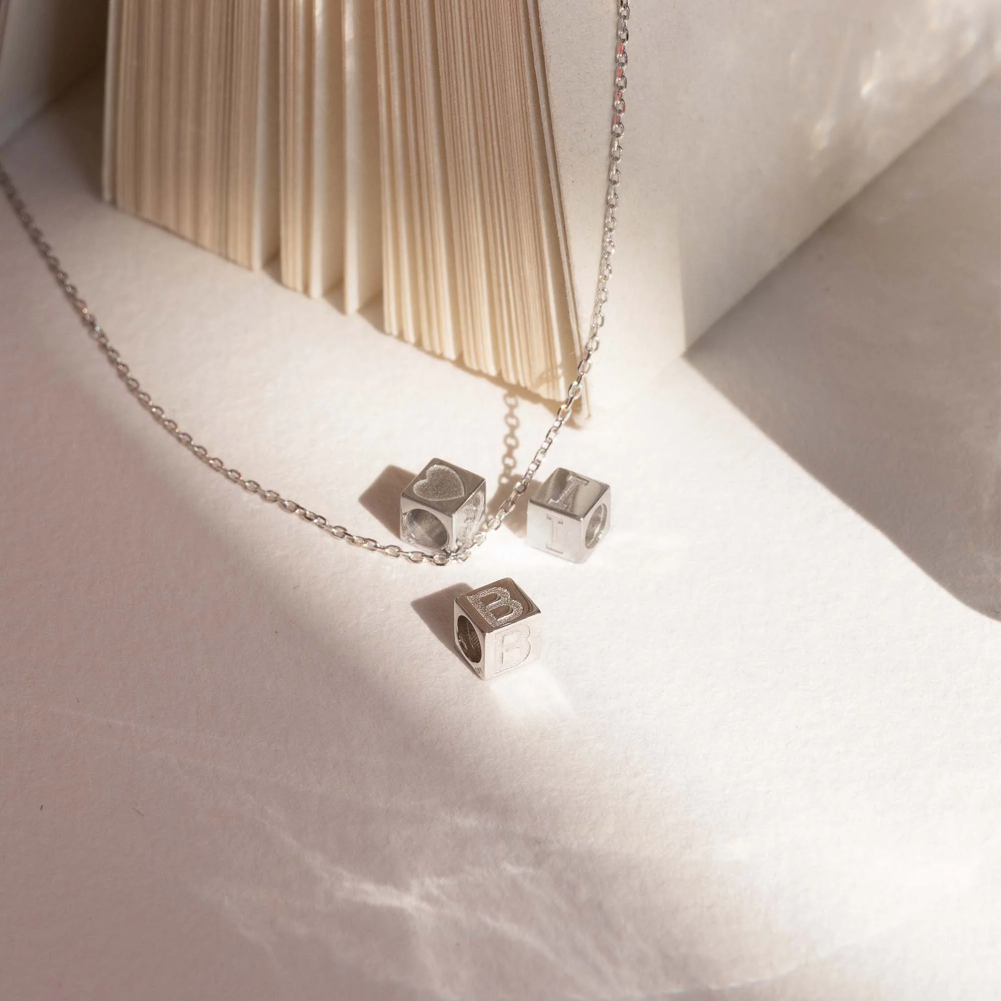 Saint Germain Felie 14 karat white gold cube initial charm with letter - Image 6