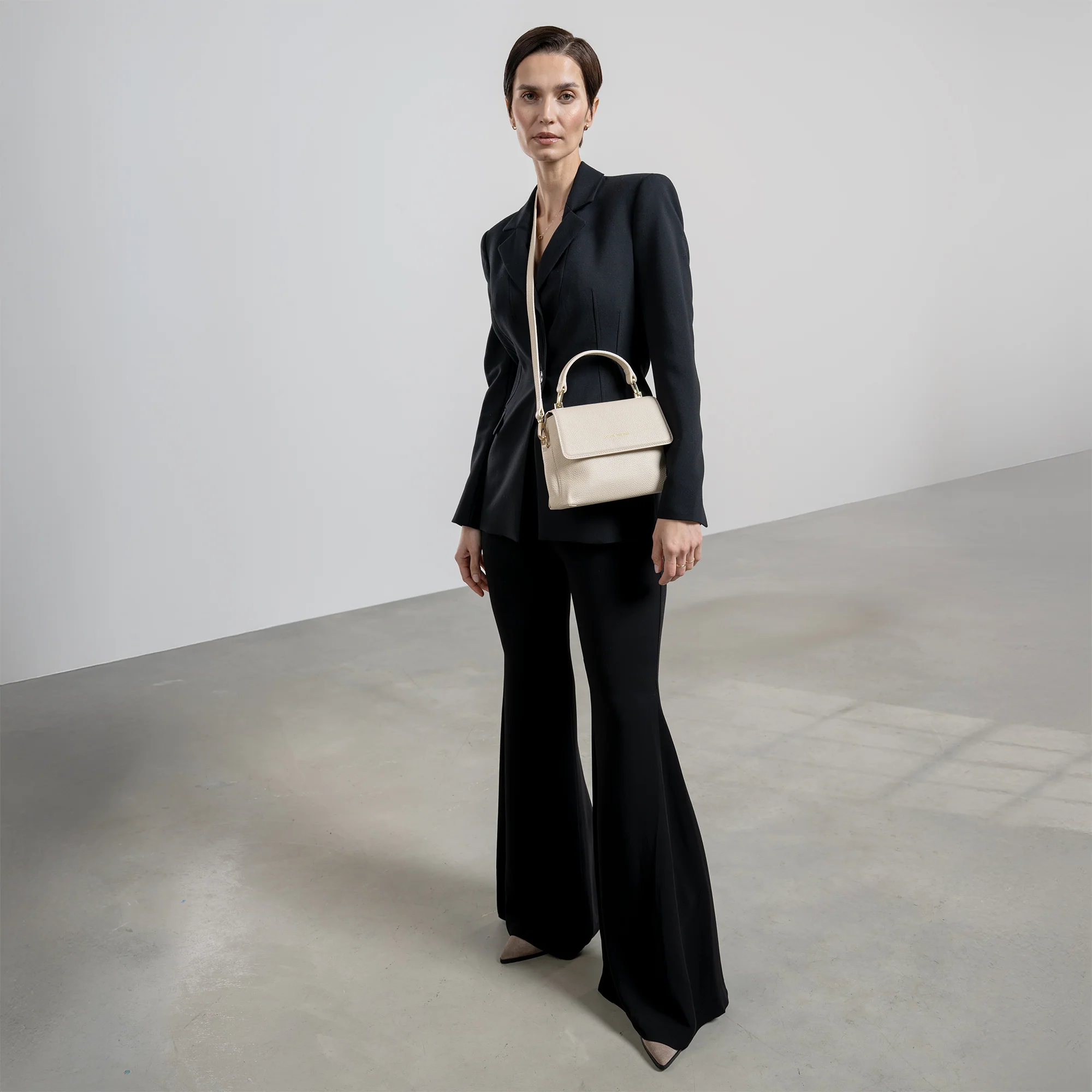 Femme Forte Heline cream calfskin leather handbag - Image 3