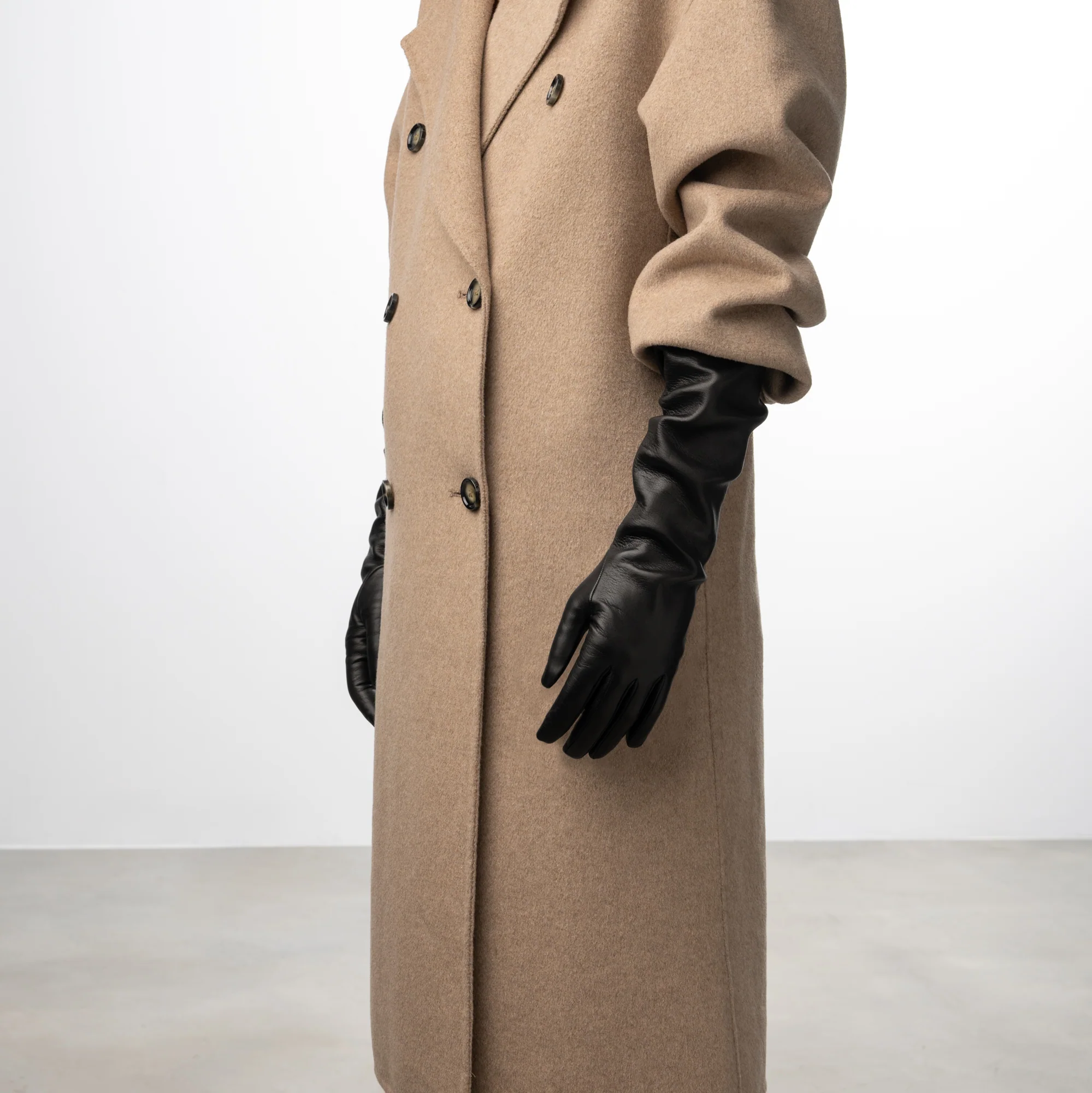 Honoré Ines black goatskin leather gloves - Image 2