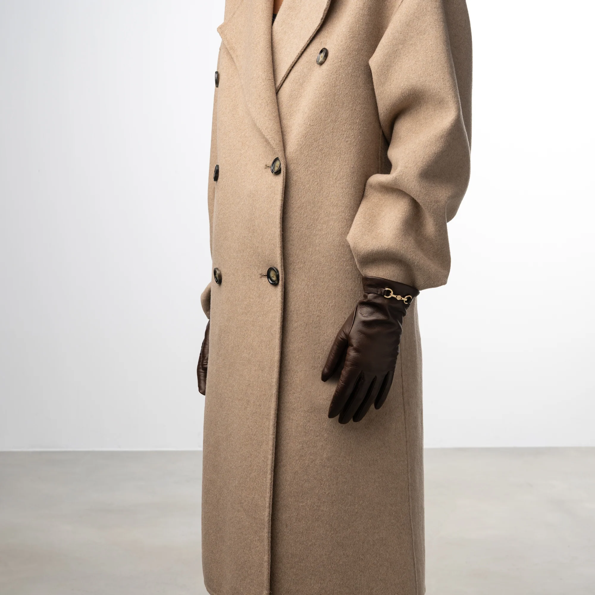 Honoré Marcelia dark brown goatskin leather gloves - Image 2