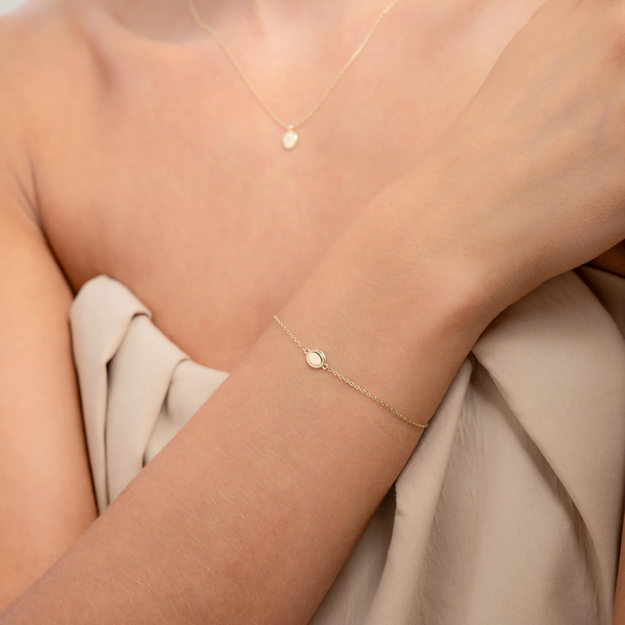 Le Marais Adeline 14 Karat Gold Bracelet - Image 2