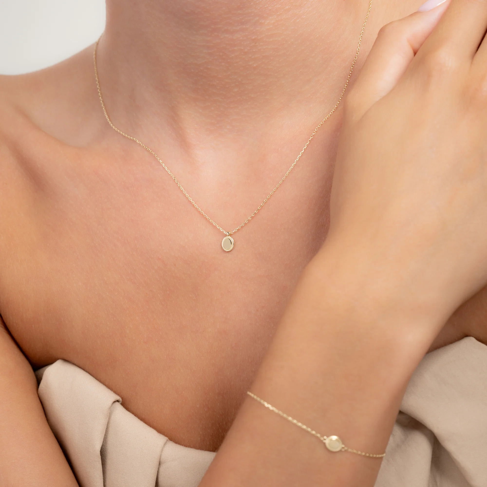 Le Marais Adeline 14 Karat Gold Necklace - Image 2