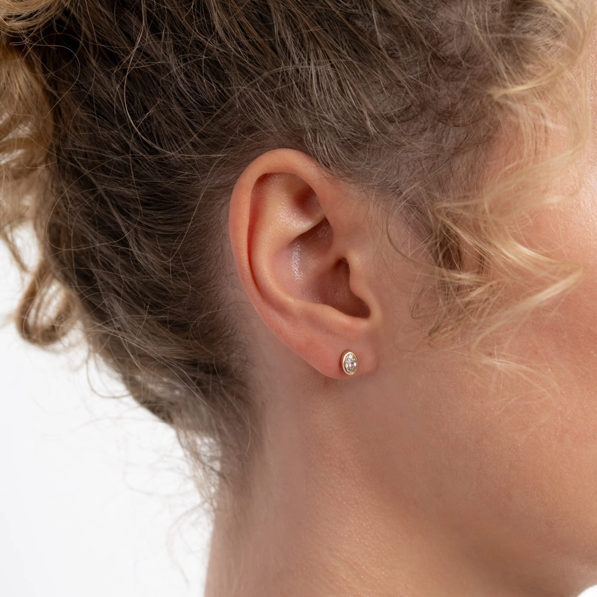 Le Marais Sophie 14 Karat Gold Earrings With Zirconia Stone - Image 2