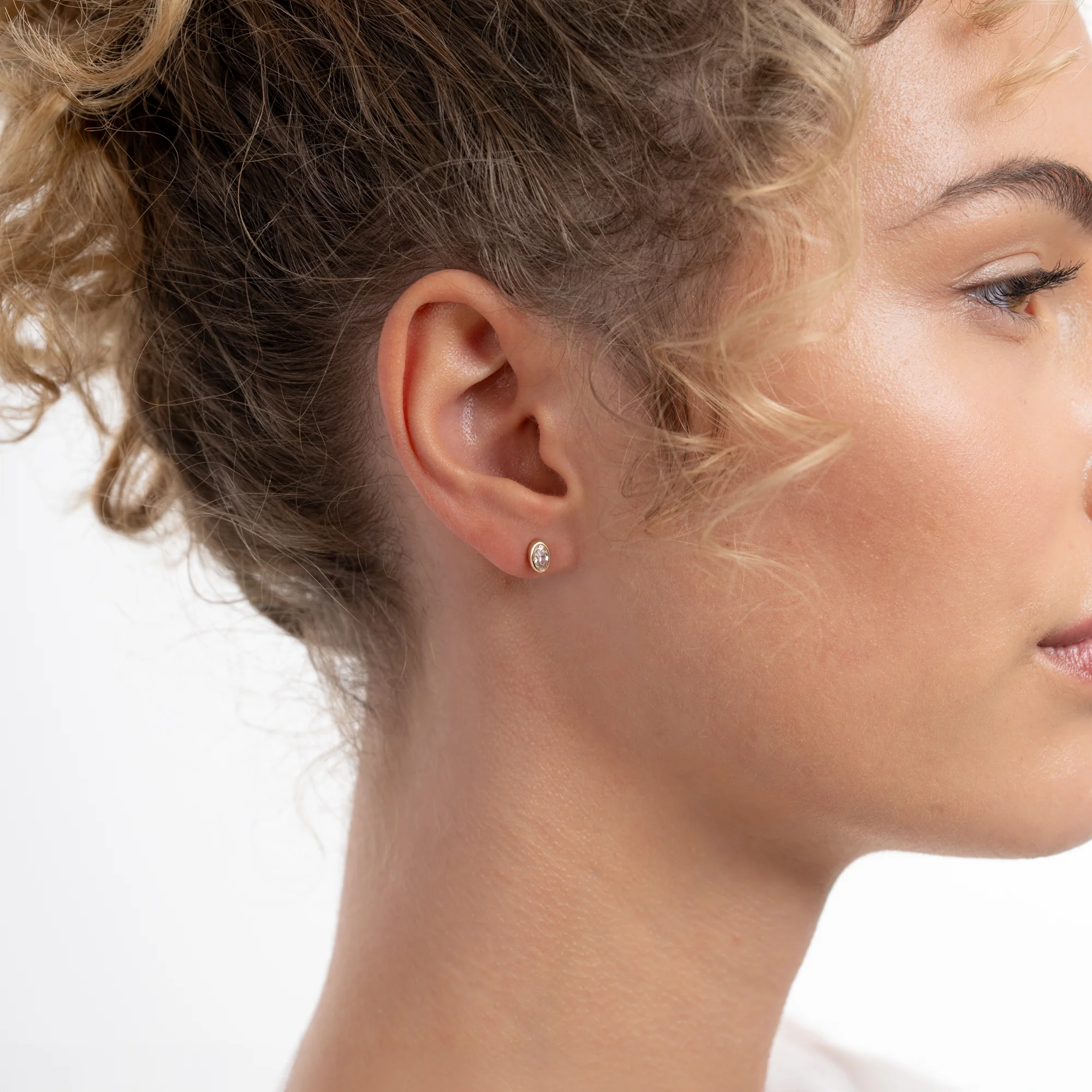 Le Marais Sophie 14 Karat Gold Earrings With Zirconia Stone - Image 3