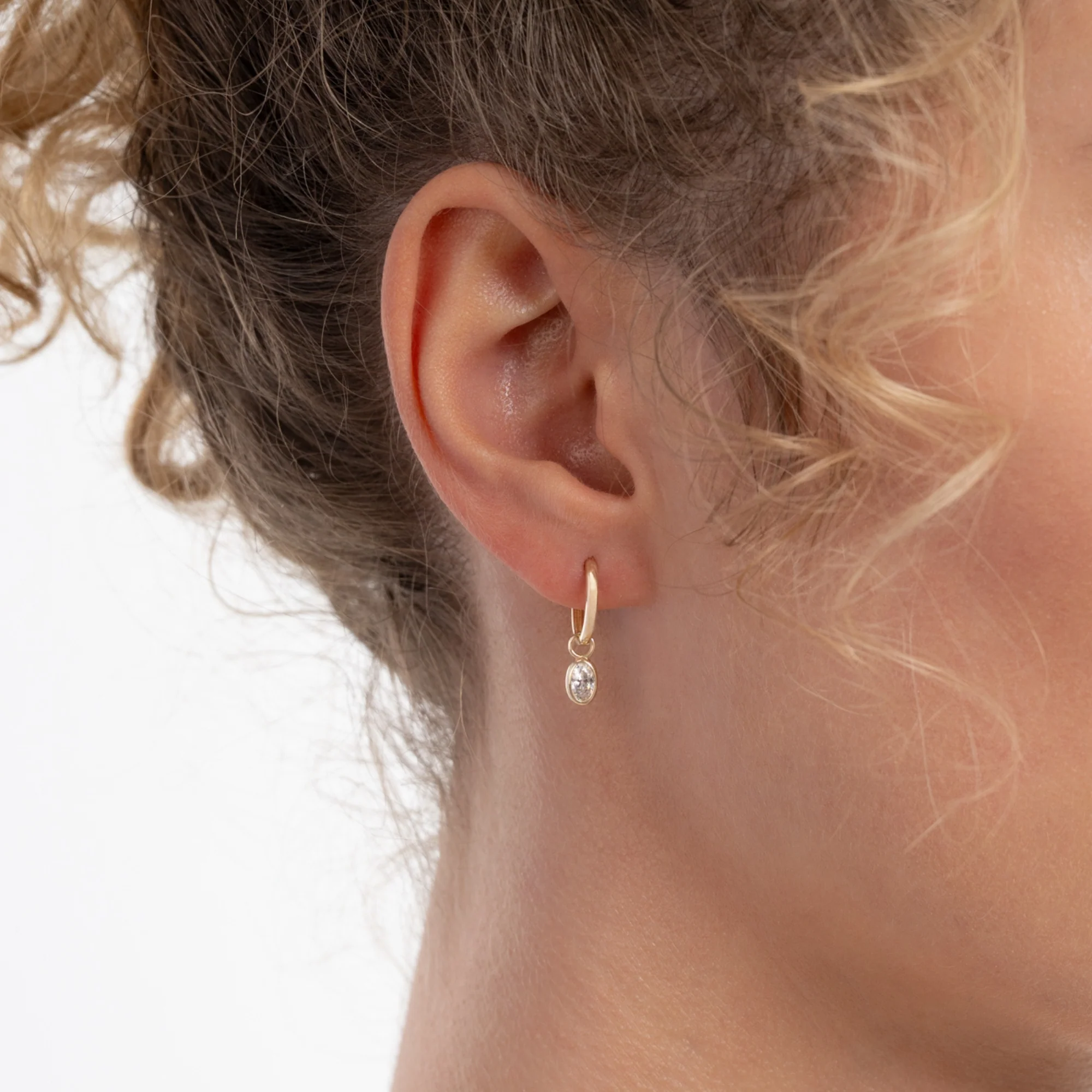Le Marais Sophie 14 Karat Gold Hoop Earrings With Zirconia Stone - Image 2