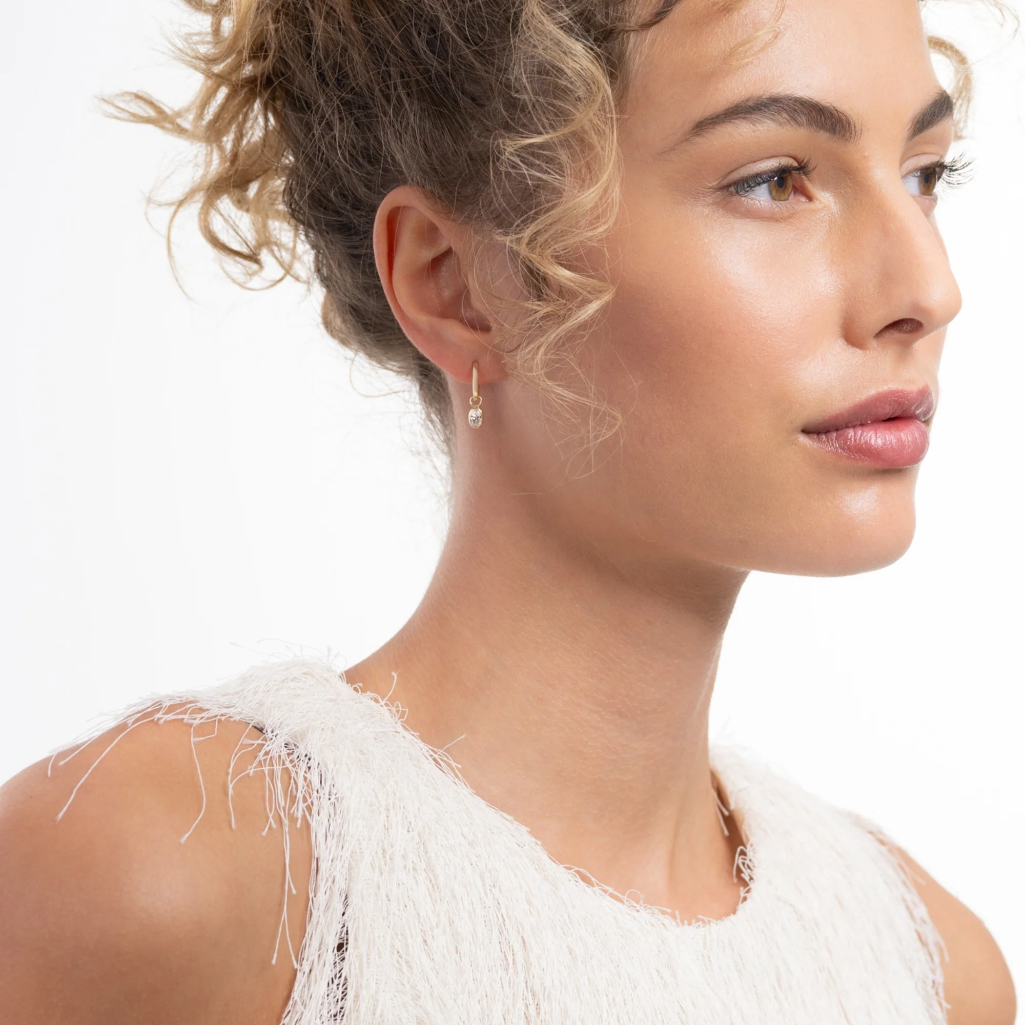 Le Marais Sophie 14 Karat Gold Hoop Earrings With Zirconia Stone - Image 4