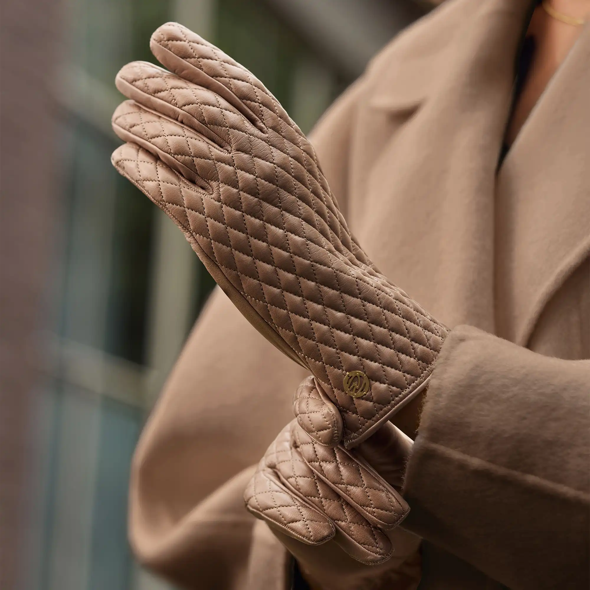 Honoré Rosette taupe goatskin leather gloves - Image 3