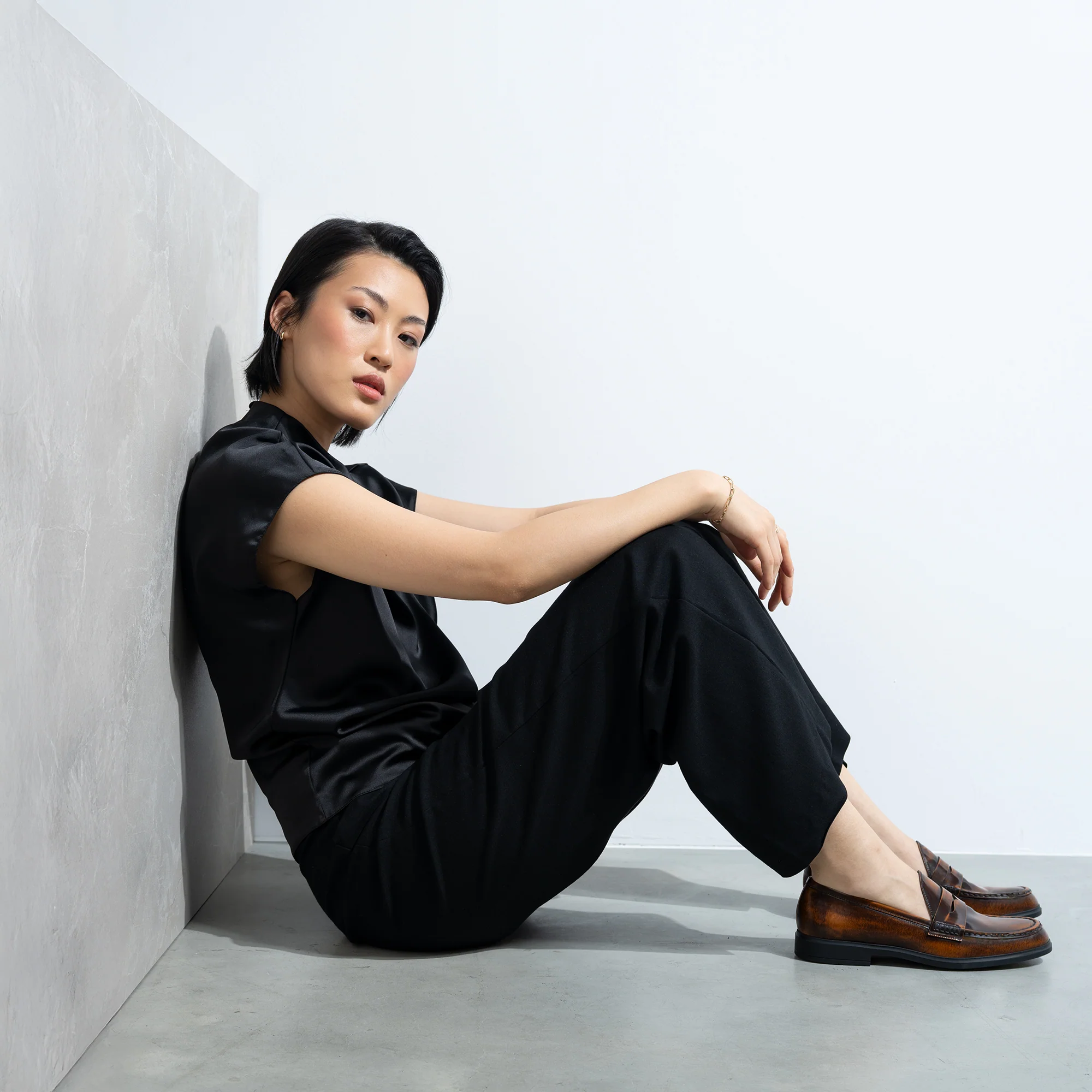 Vendôme Blandine cognac spazzolato leather loafers - Image 3