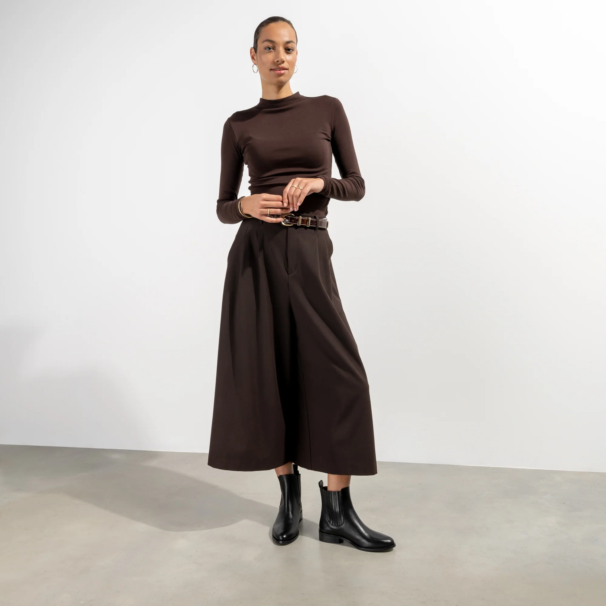 Vendôme Chey Black Calfskin Leather Chelsea Boots - Image 3